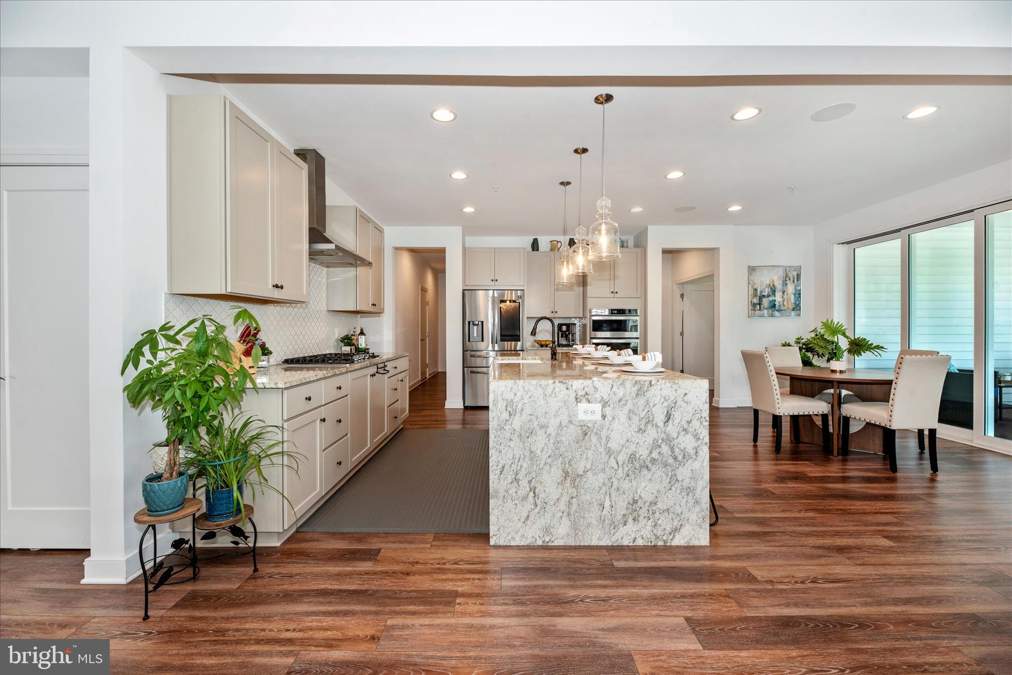 LANDSDALE - Residential
