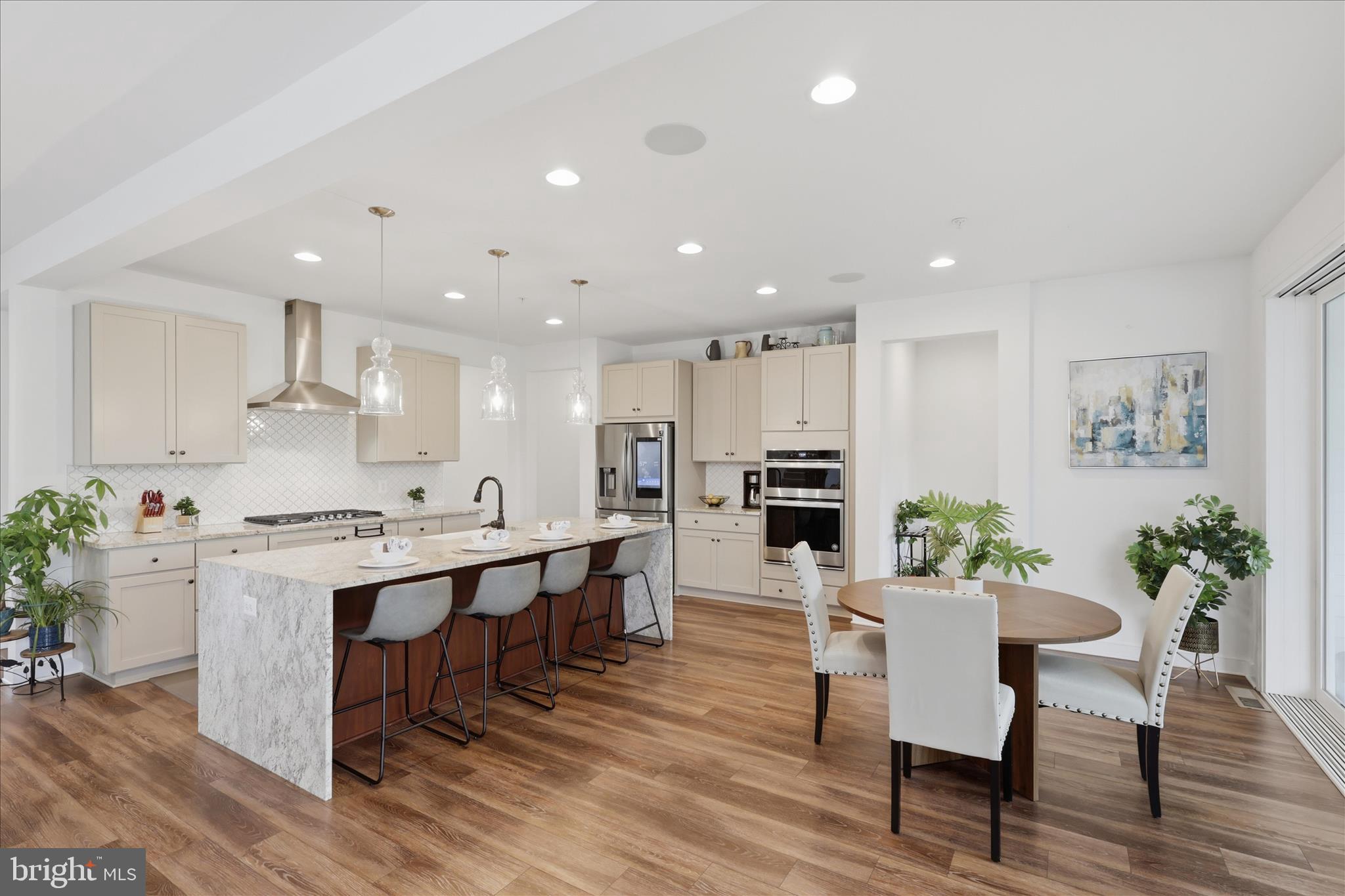 LANDSDALE - Residential