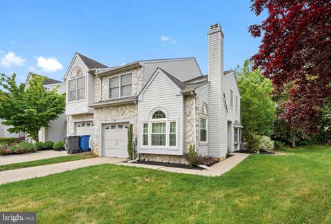 Townhouse For Sale - 308 Lake Side Drive<br/> Gloucester County, SWEDESBORO, NJ 08085