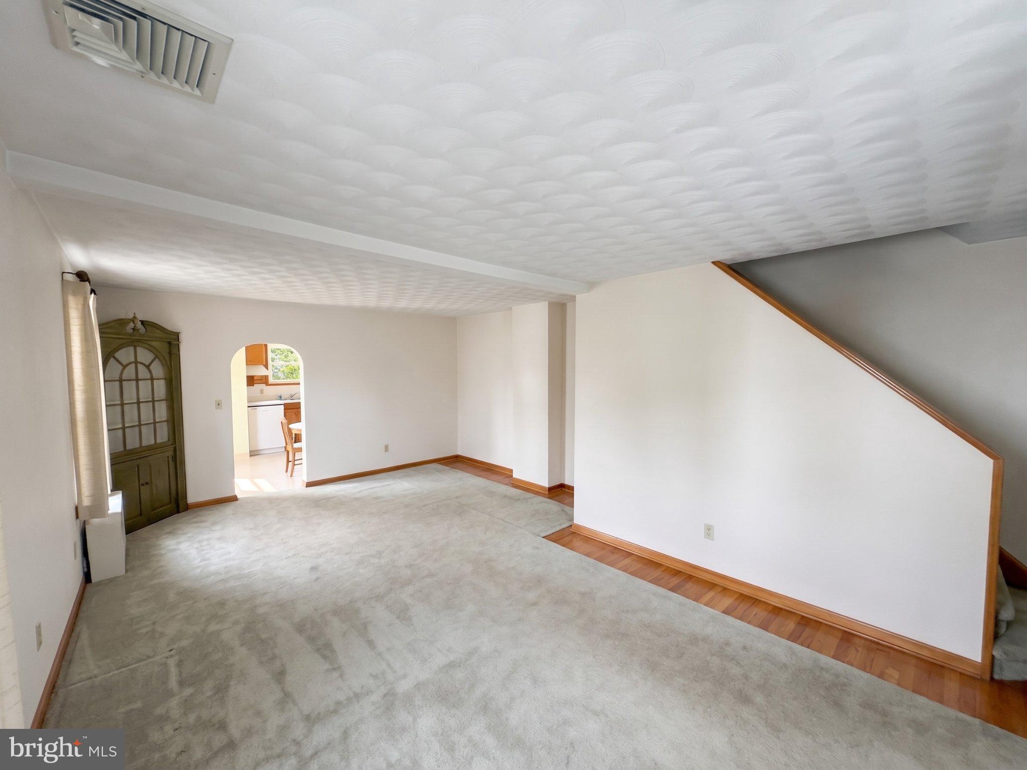 17 HARDING STREET