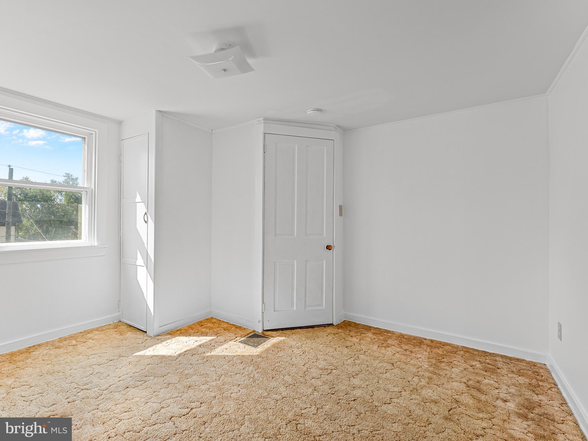 COLLINGDALE - Residential Income