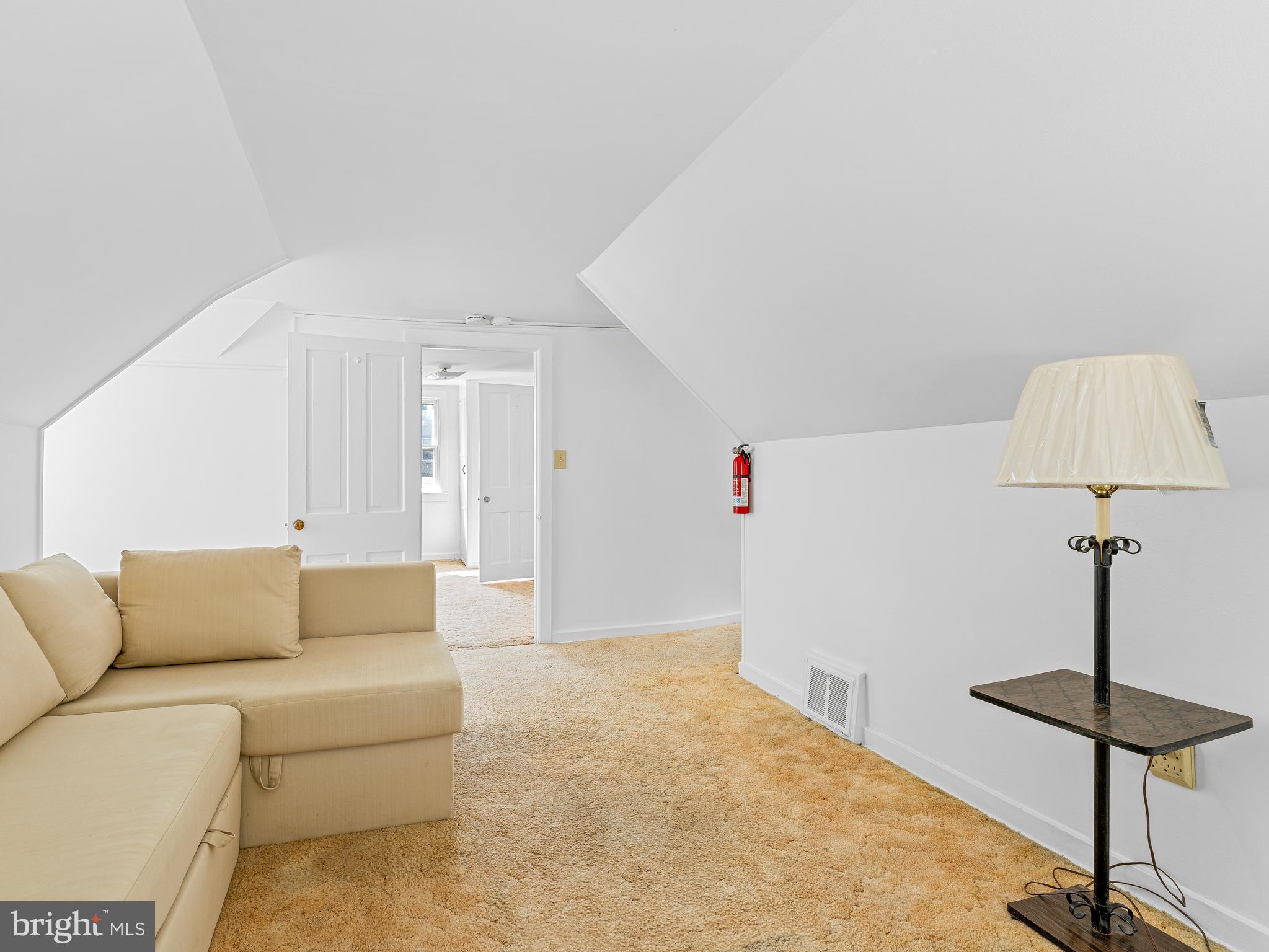 COLLINGDALE - Residential Income