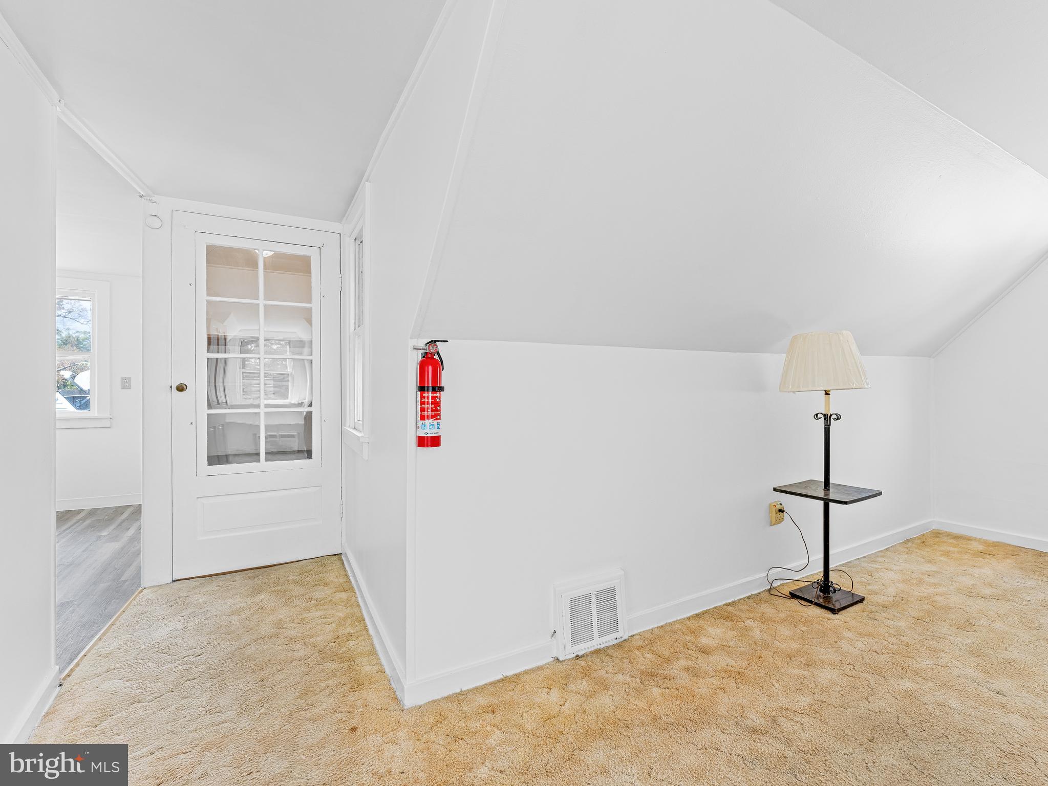 COLLINGDALE - Residential Income