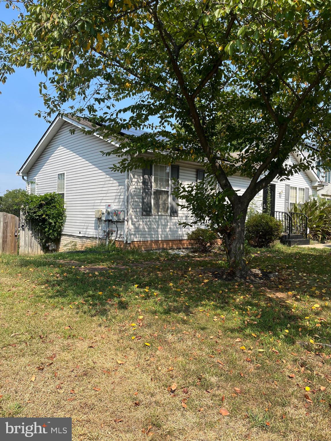 SHERIFF KNOLLS - Residential