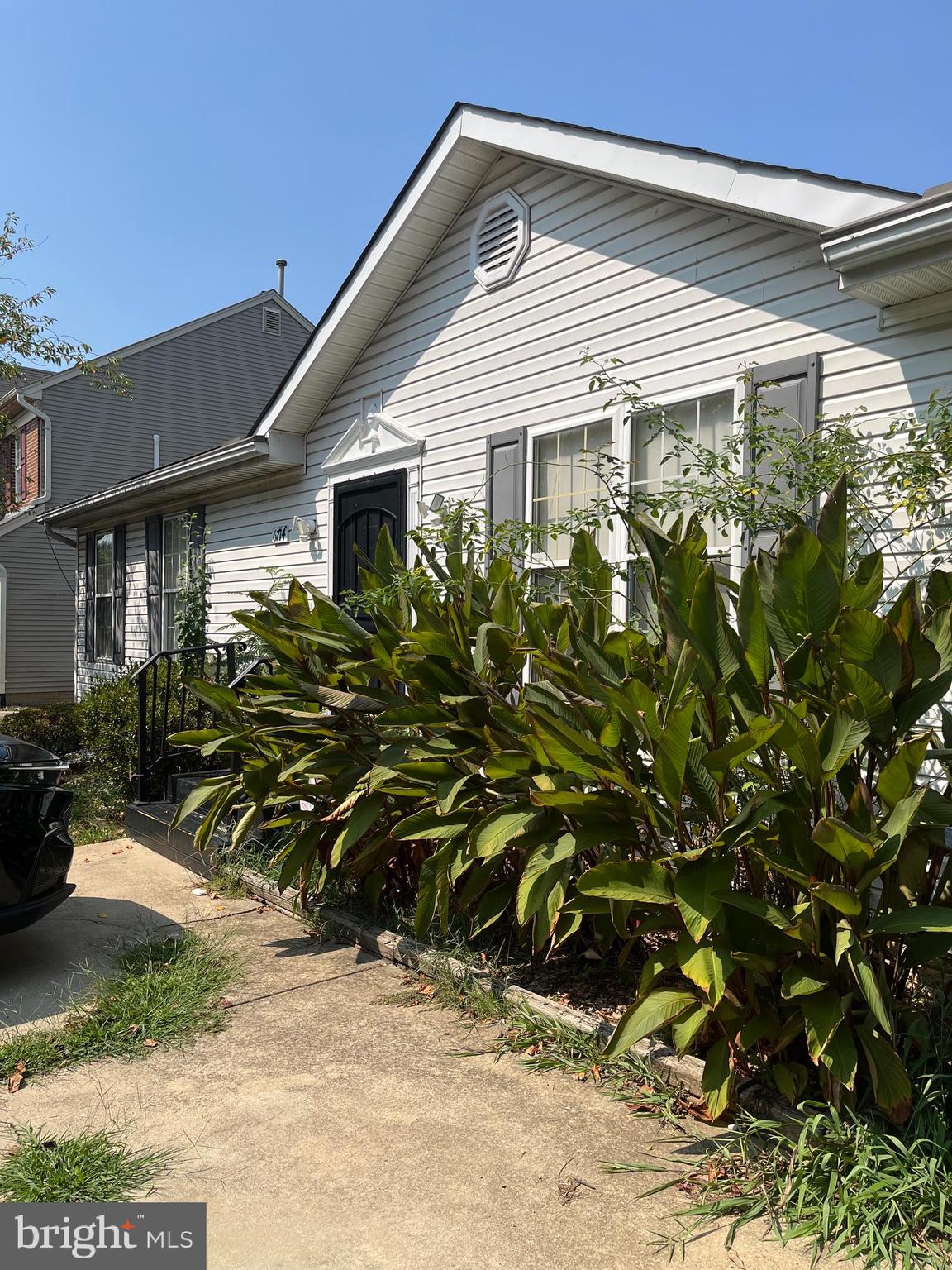 SHERIFF KNOLLS - Residential