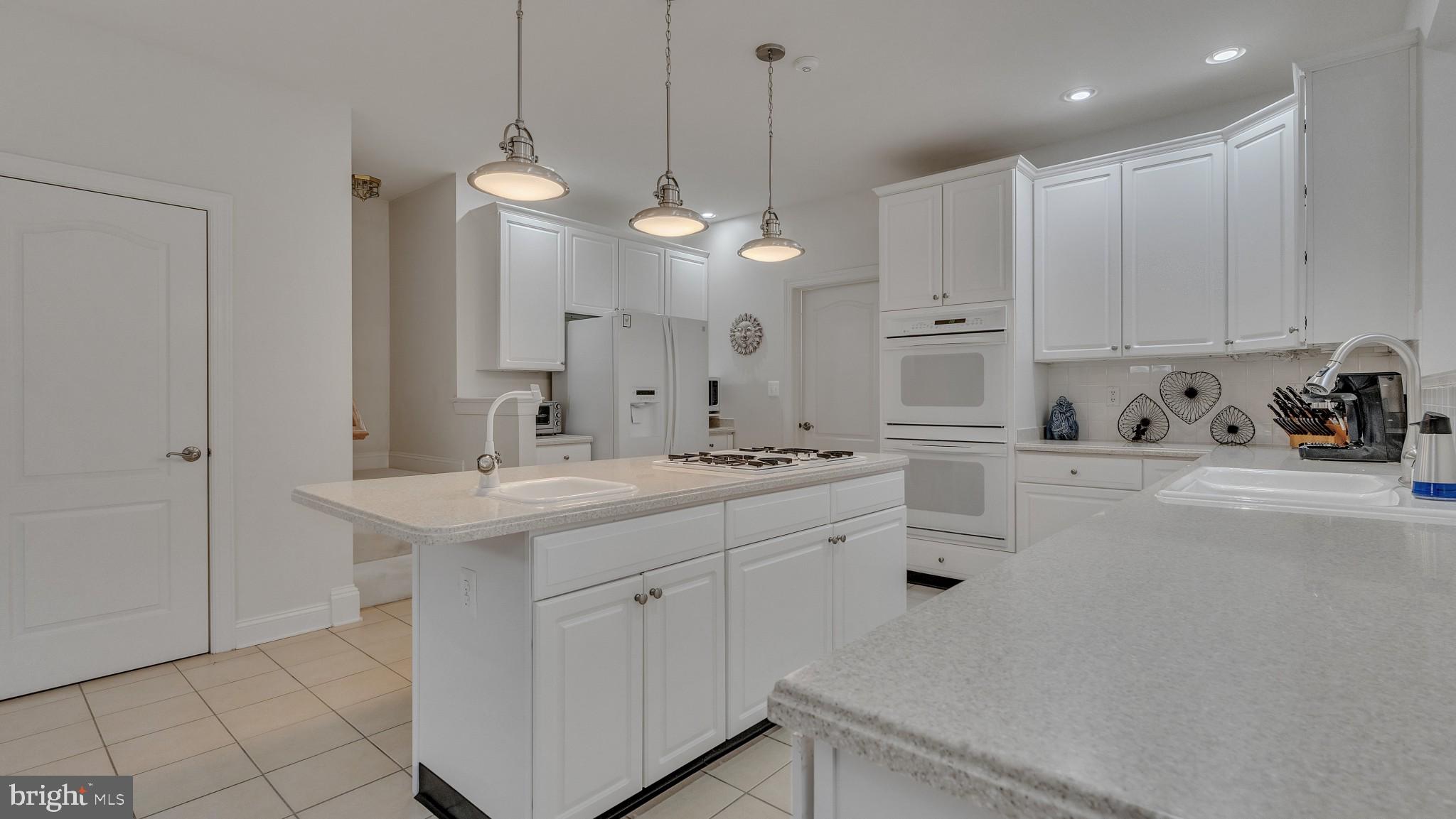 ANNAPOLIS PRESERVE - Residential