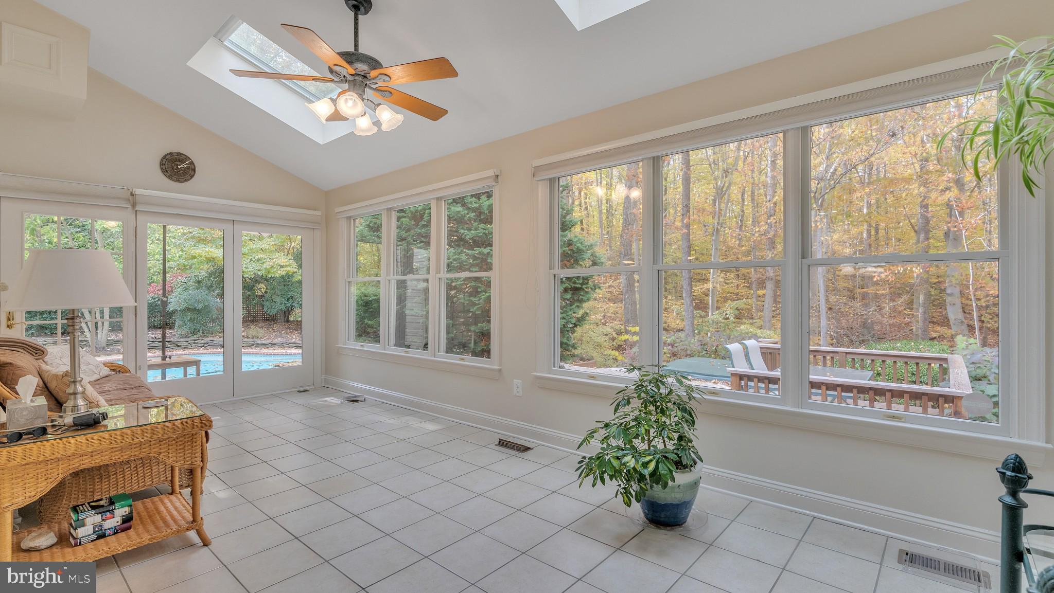 ANNAPOLIS PRESERVE - Residential