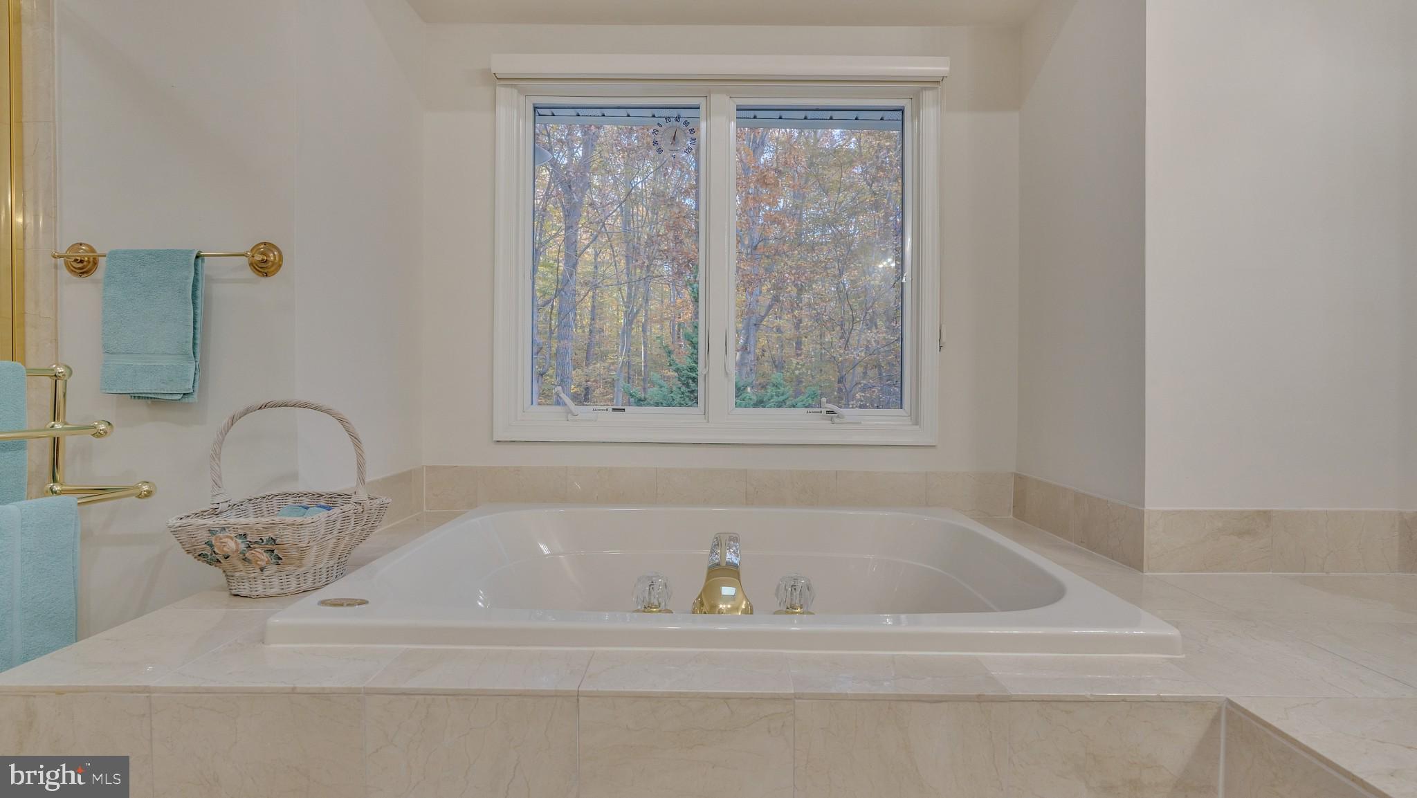 ANNAPOLIS PRESERVE - Residential