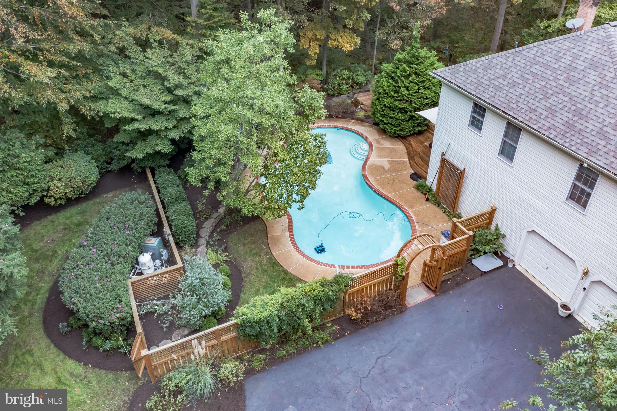 ANNAPOLIS PRESERVE - Residential