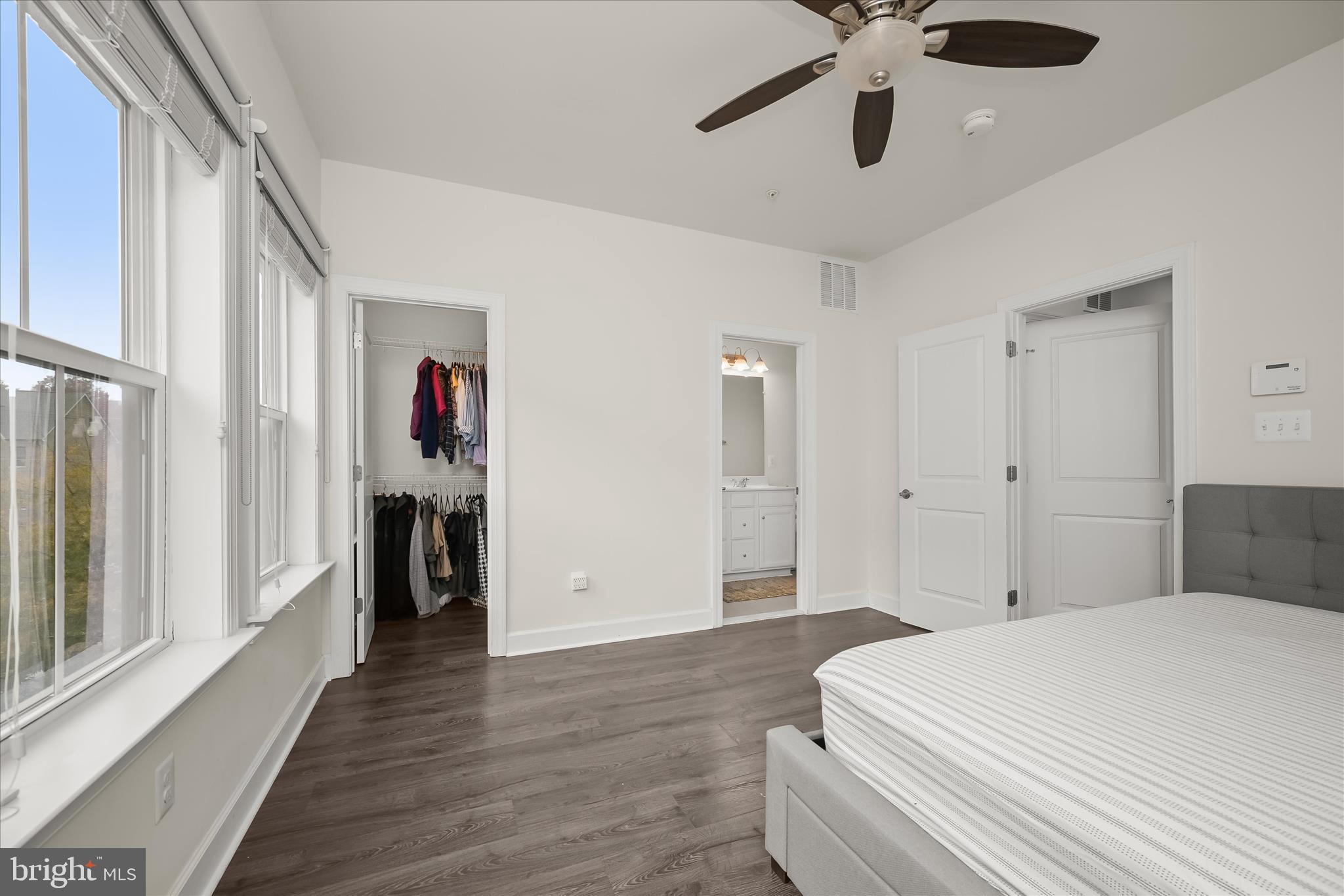 RIVERDALE PARK STATION - Residential