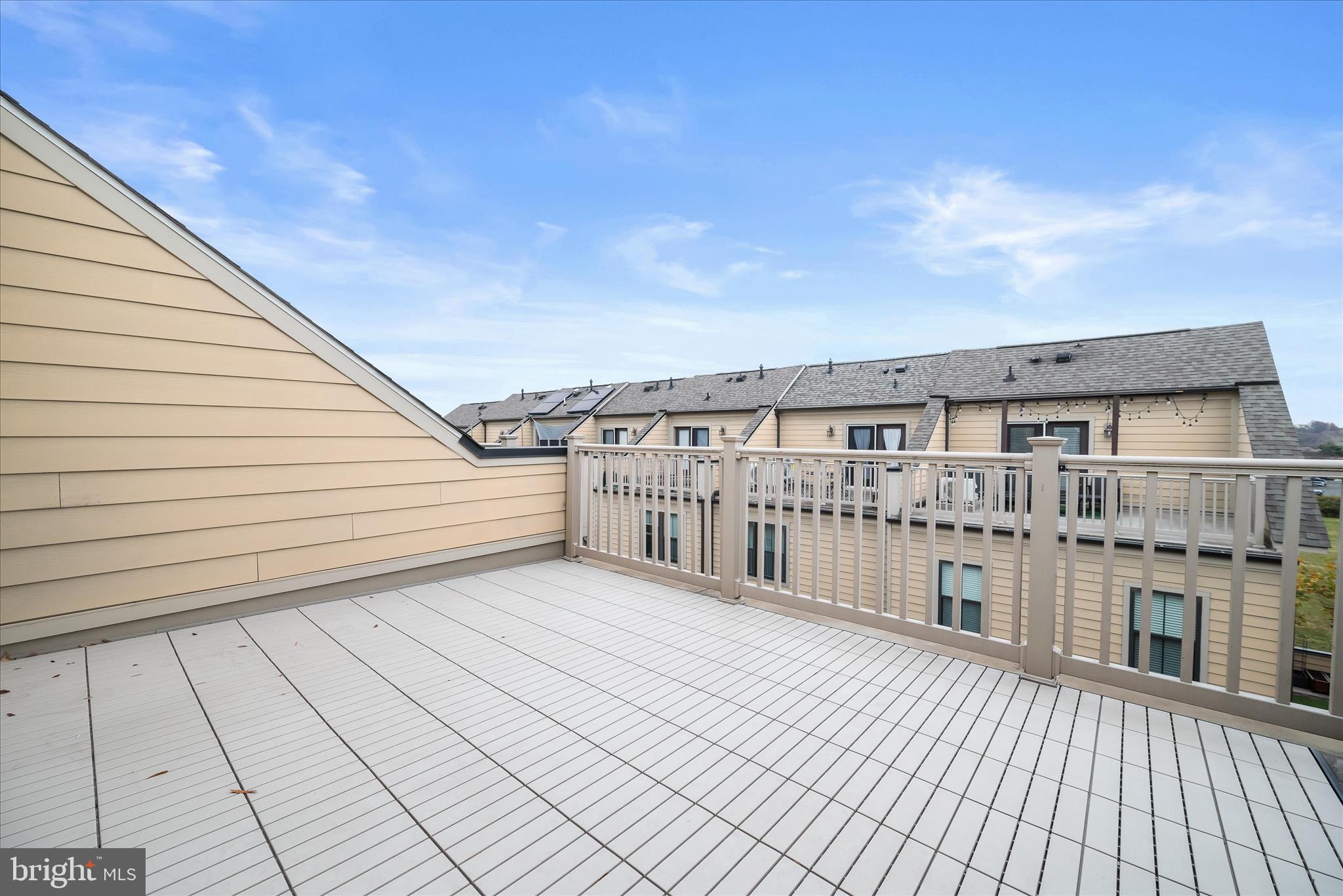 RIVERDALE PARK STATION - Residential