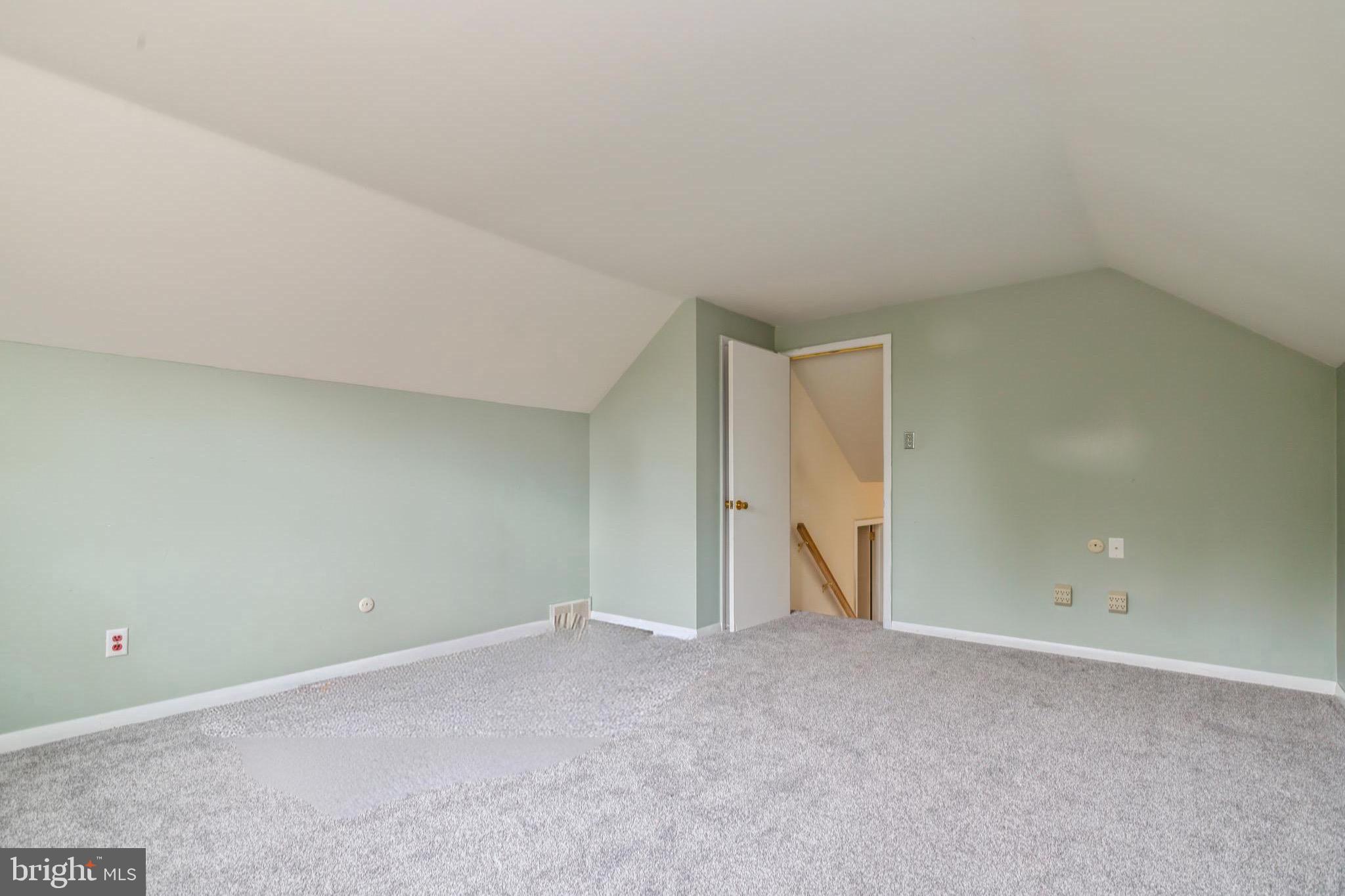NON AVAILABLE - Residential
