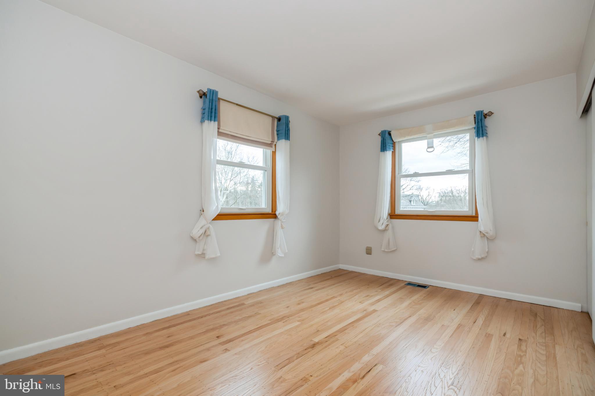 NON AVAILABLE - Residential