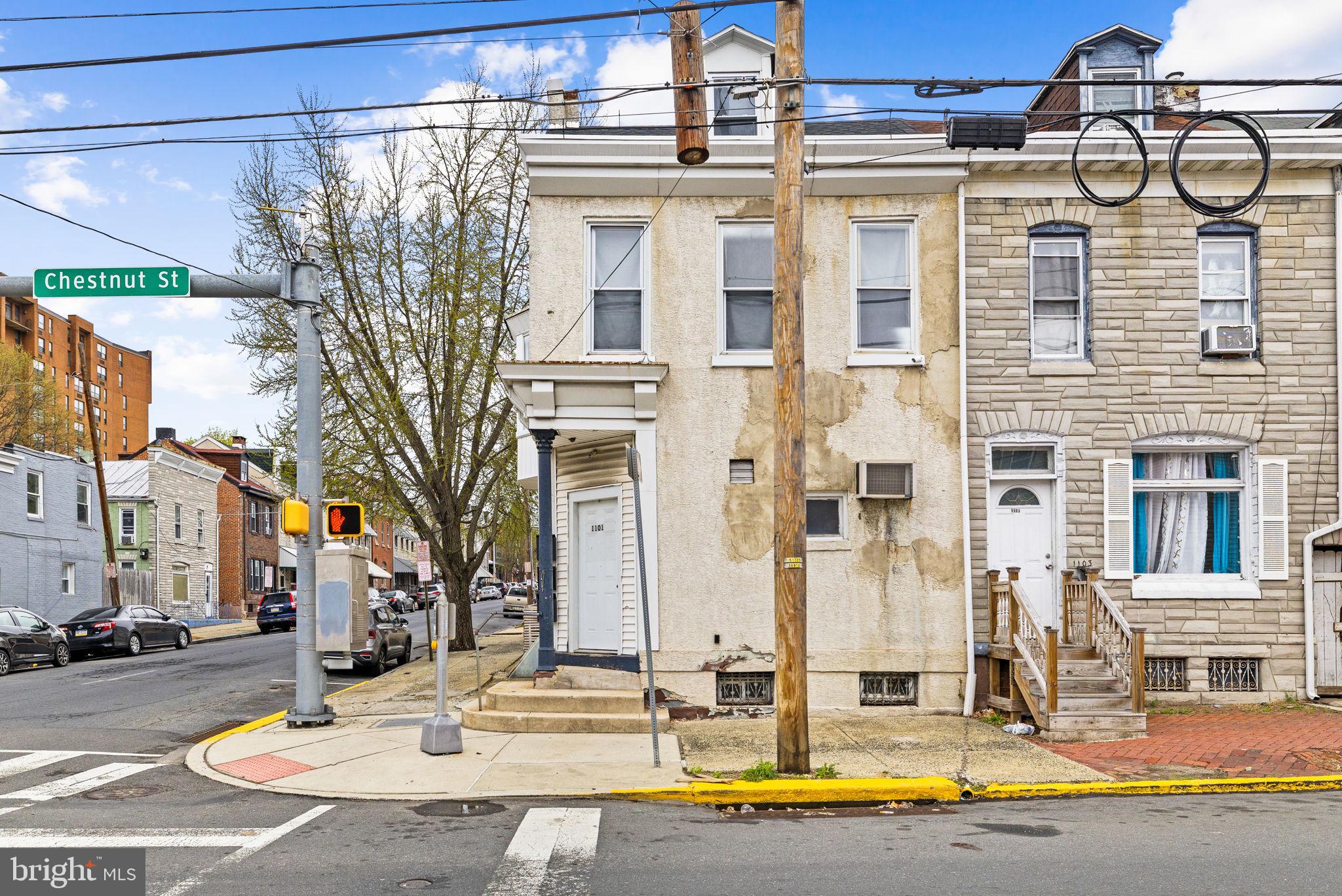 1101 CHESTNUT STREET