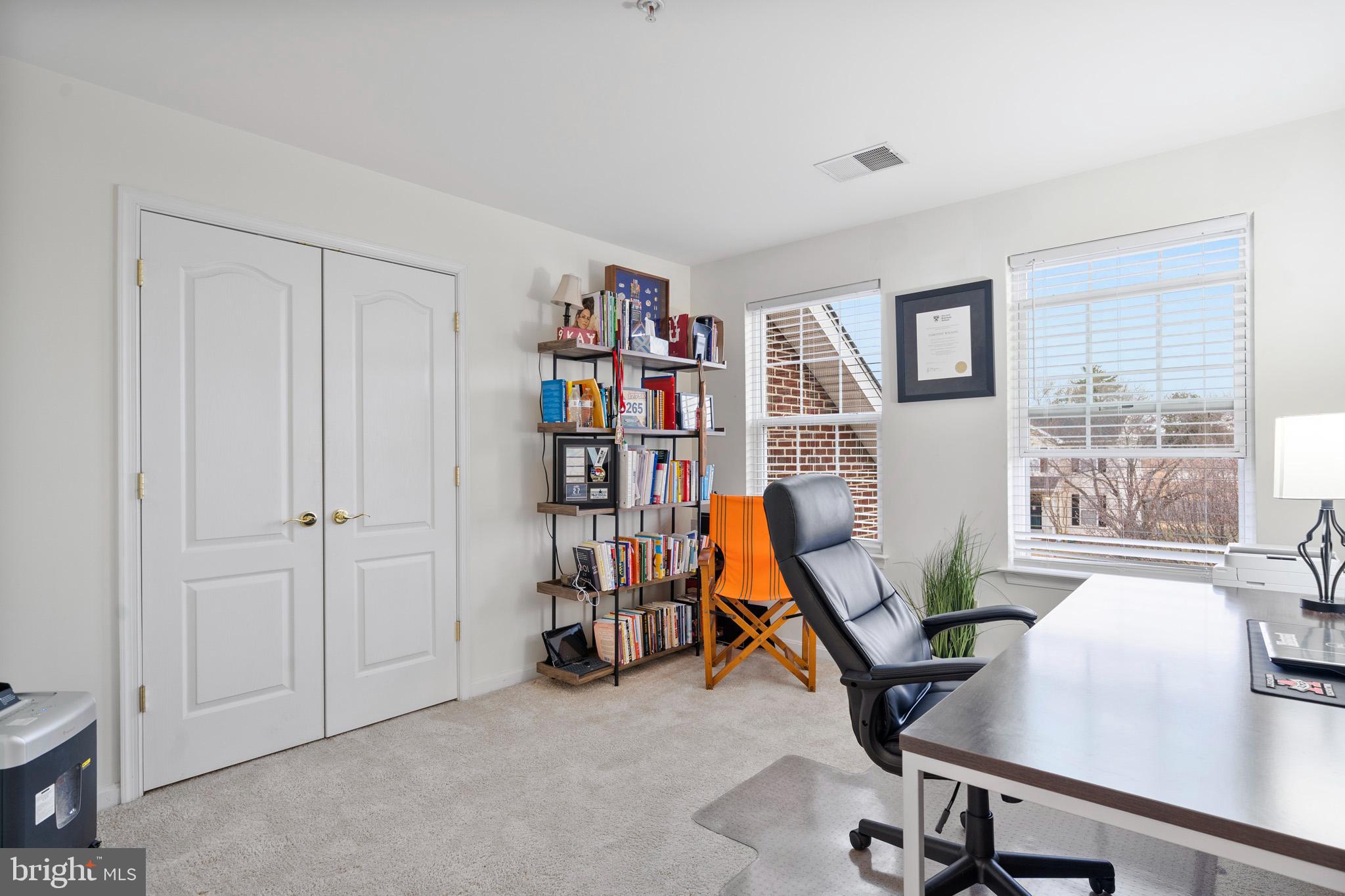 CAMBRIDGE ESTATES - Residential