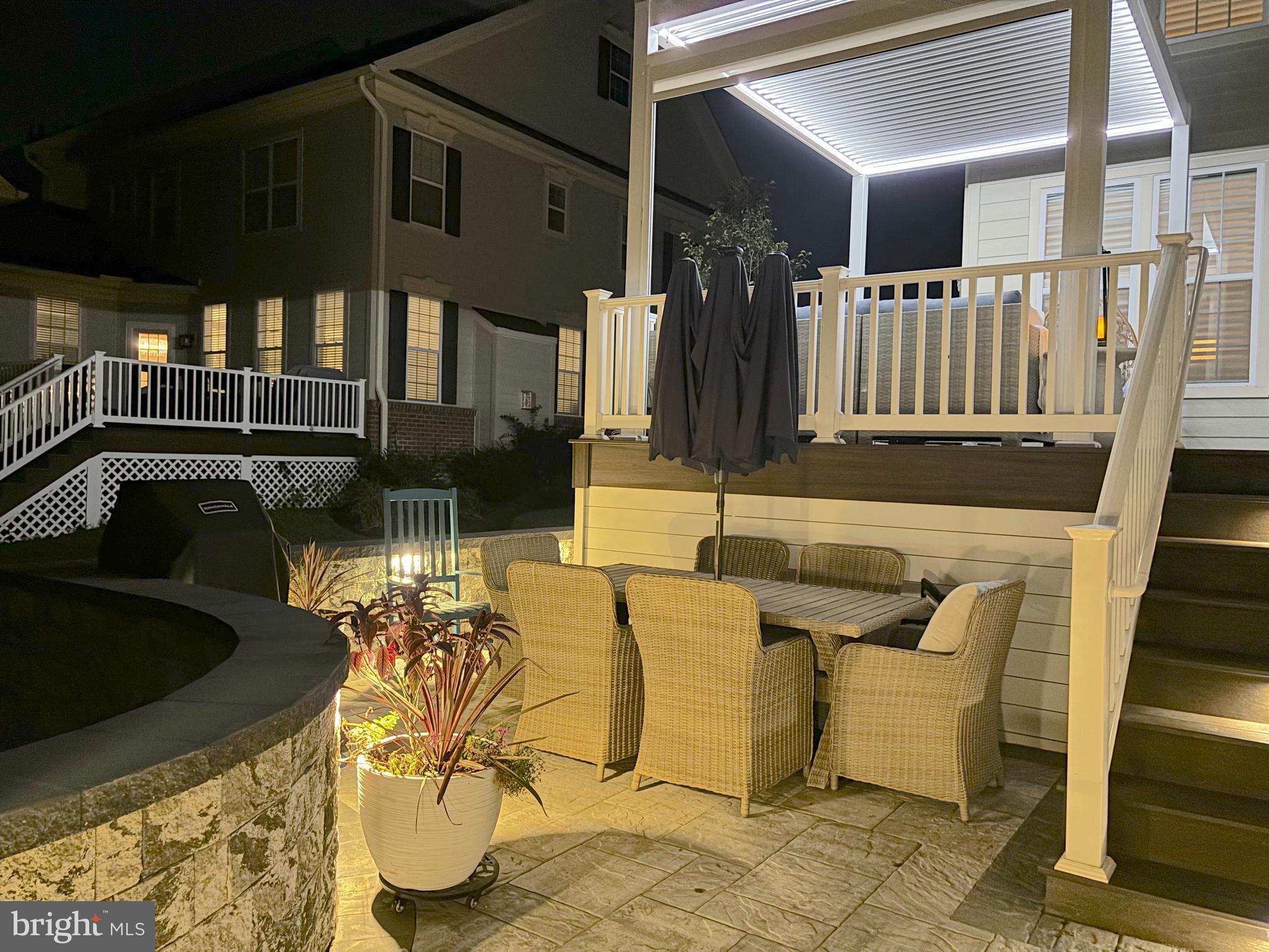 FENTONS CORNER - Residential