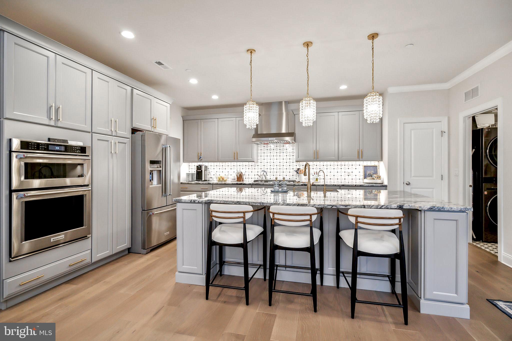 FENTONS CORNER - Residential