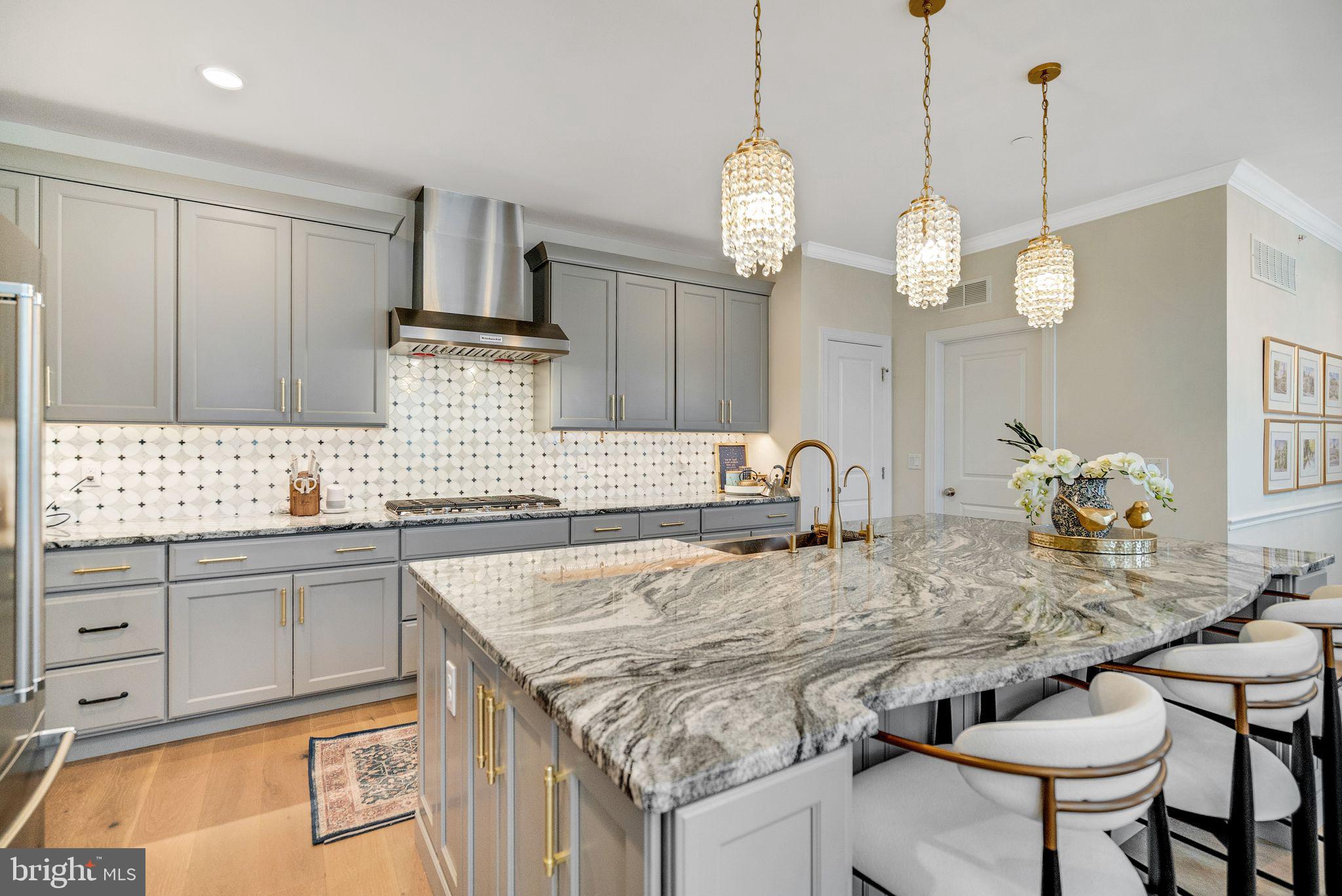 FENTONS CORNER - Residential