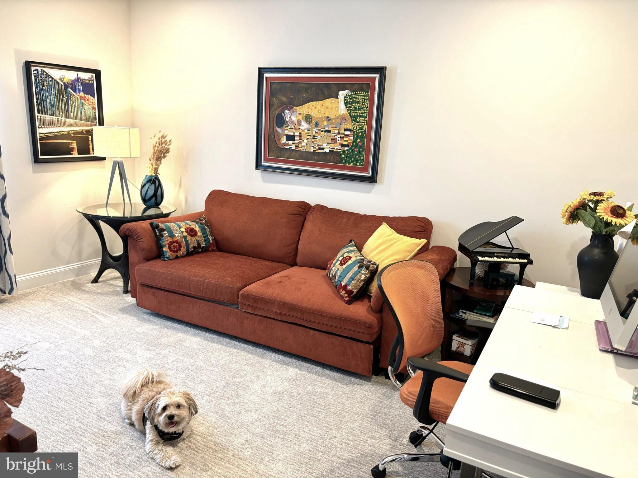 FENTONS CORNER - Residential