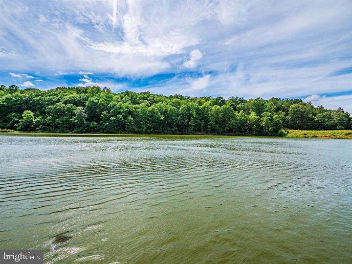 LOCH LINDEN - Residential