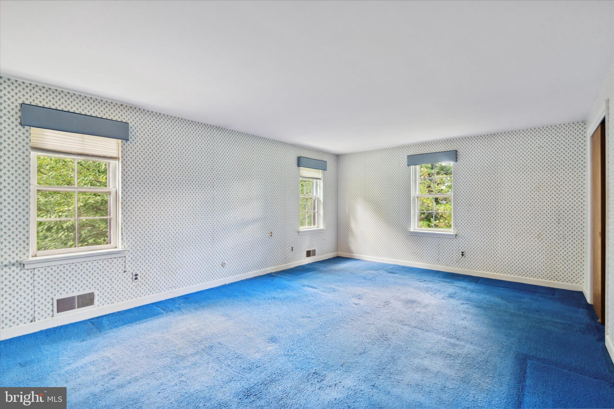 GLADWYNE - Residential