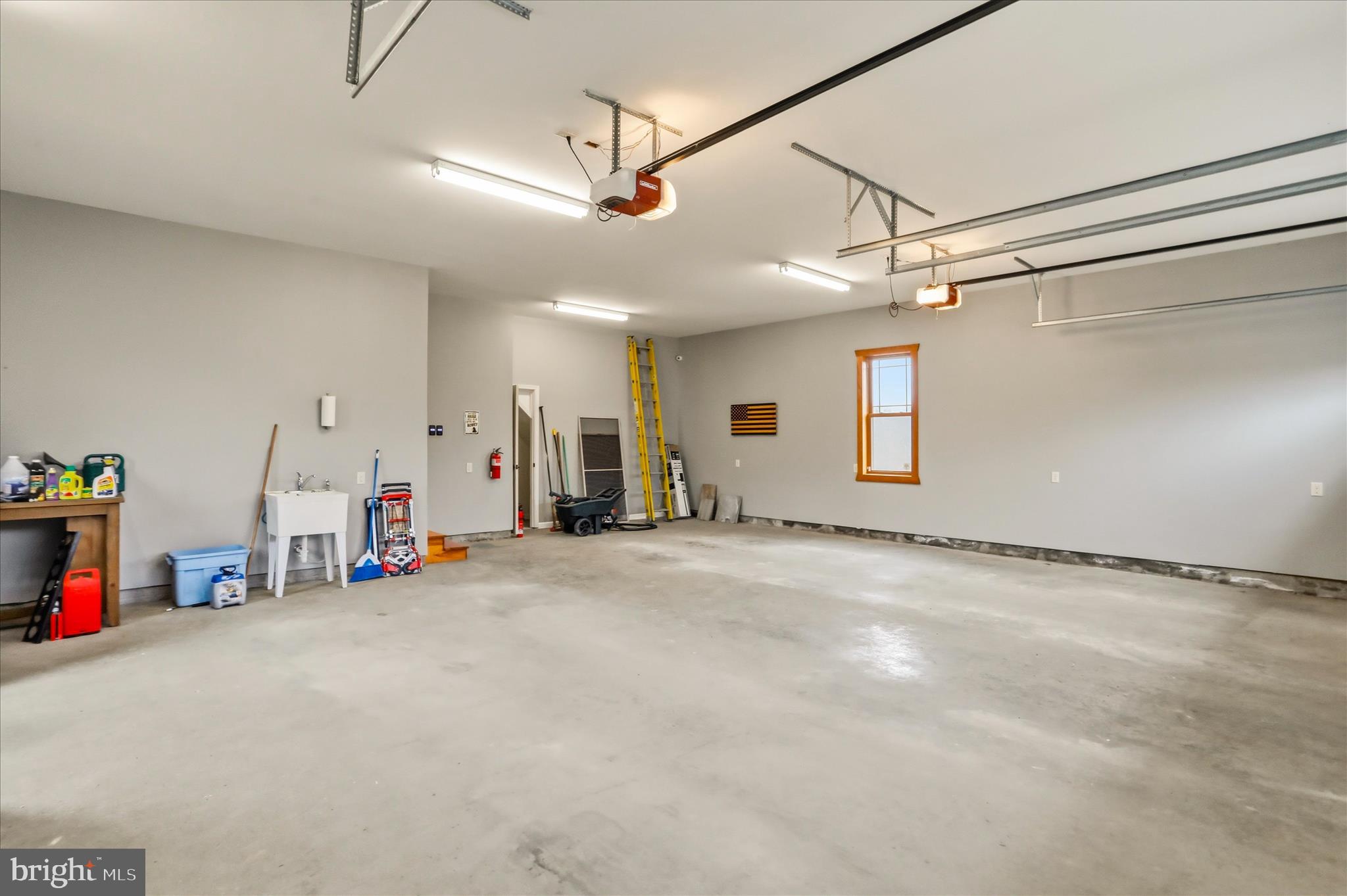 OAKPOINTE - Residential