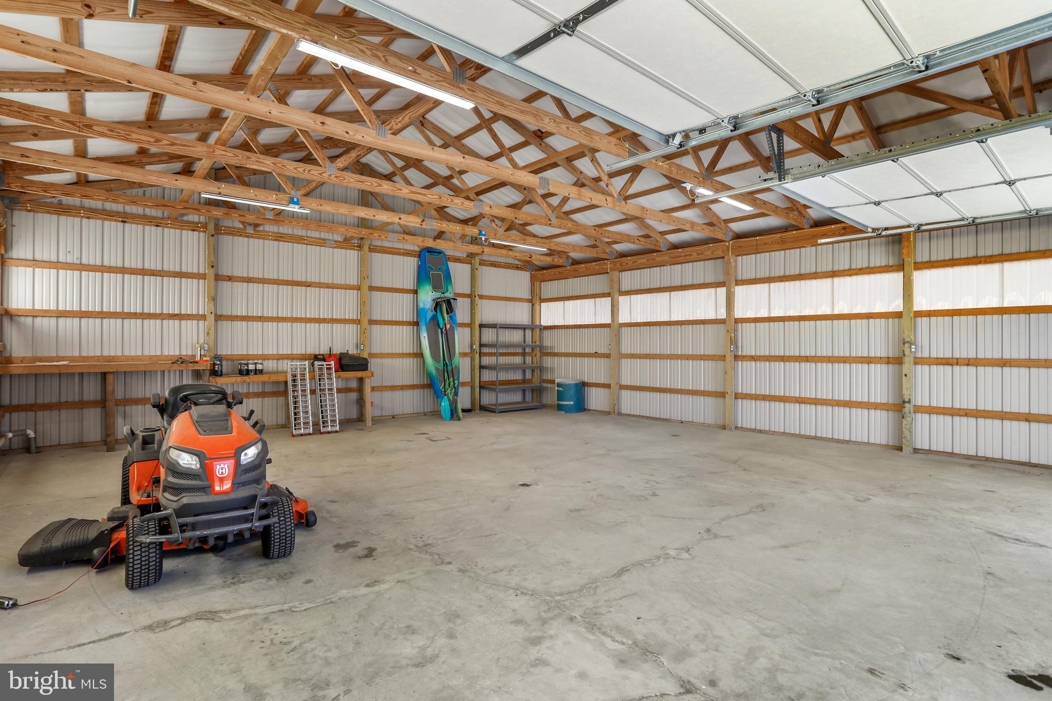 OAKPOINTE - Residential