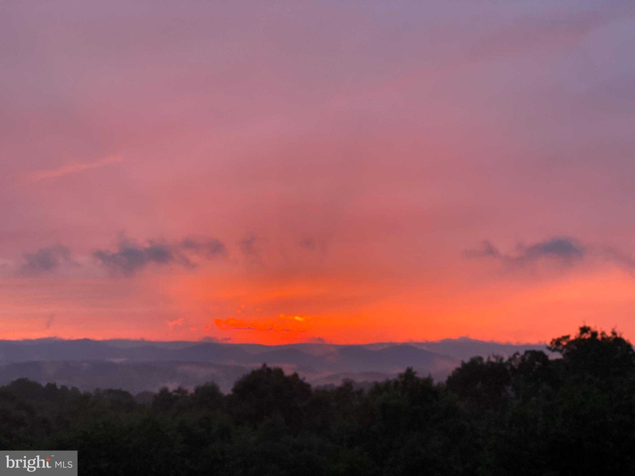 OAKPOINTE - Residential