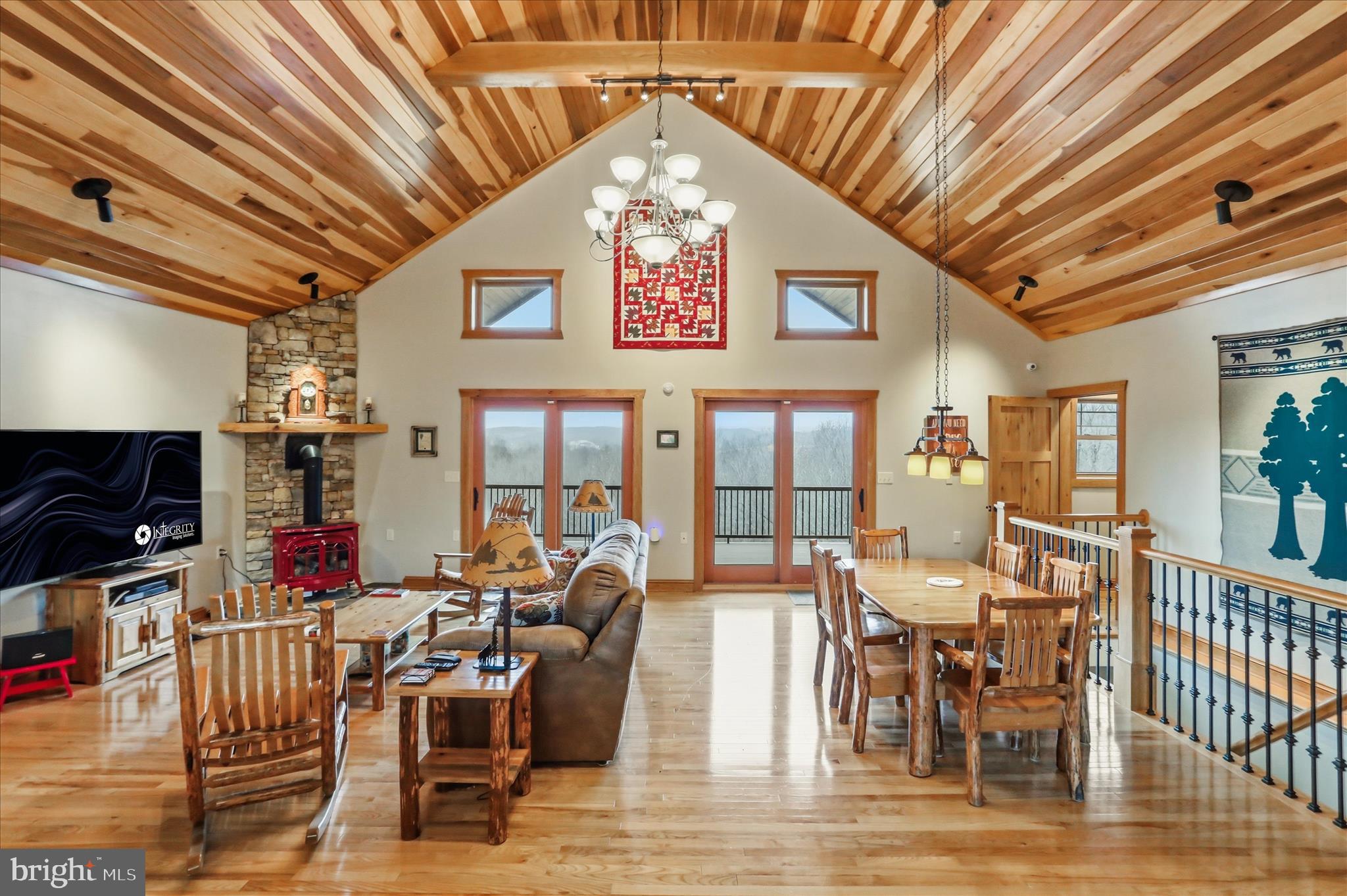 OAKPOINTE - Residential