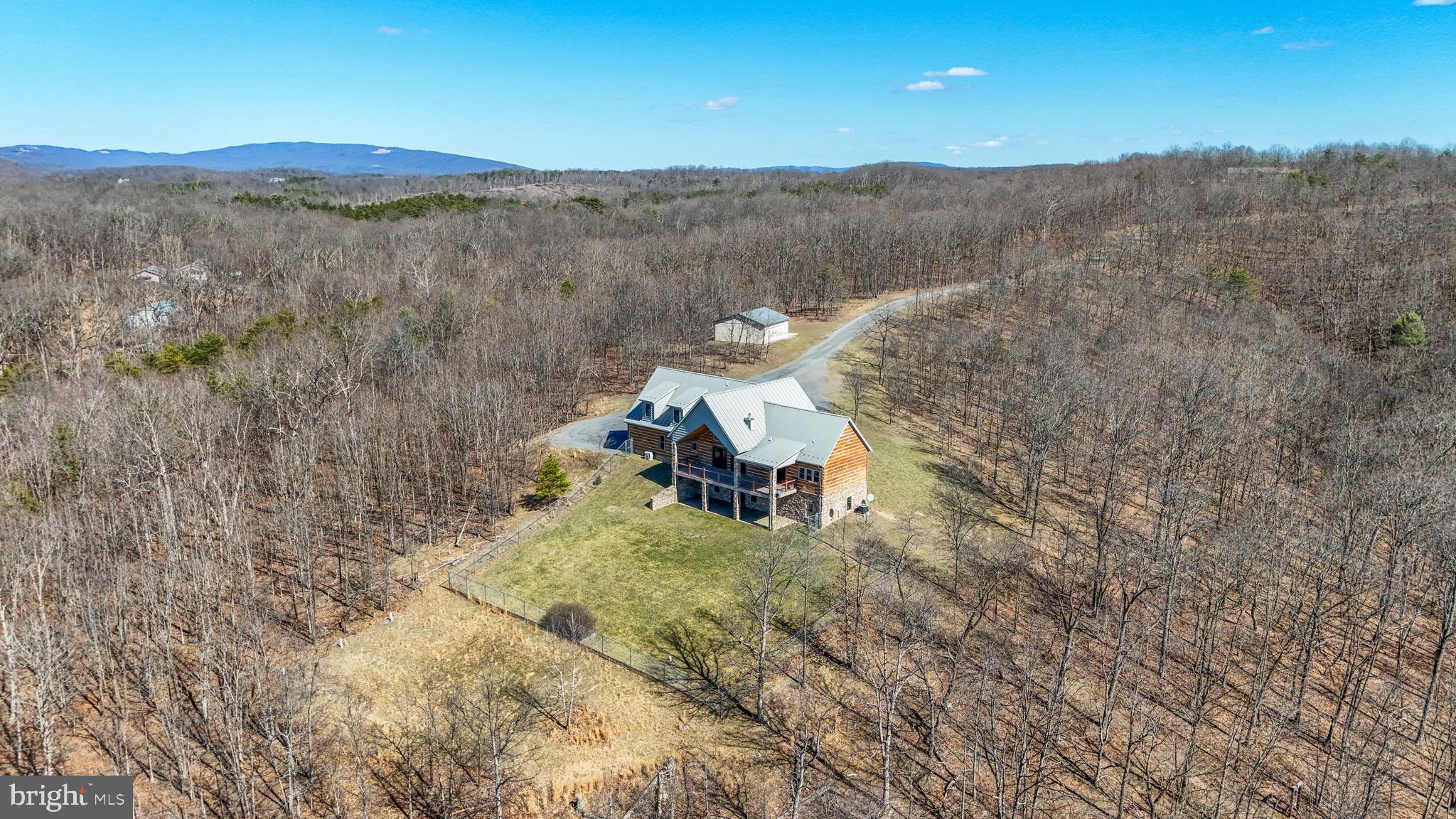 OAKPOINTE - Residential