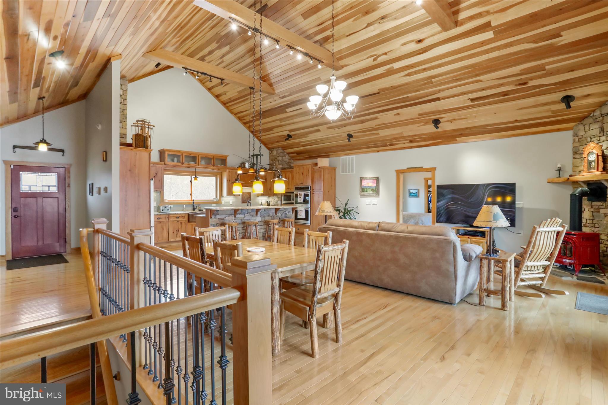 OAKPOINTE - Residential