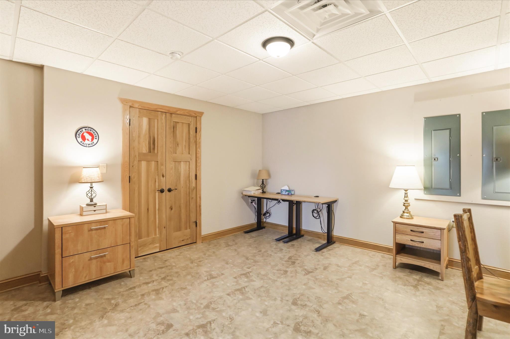 OAKPOINTE - Residential