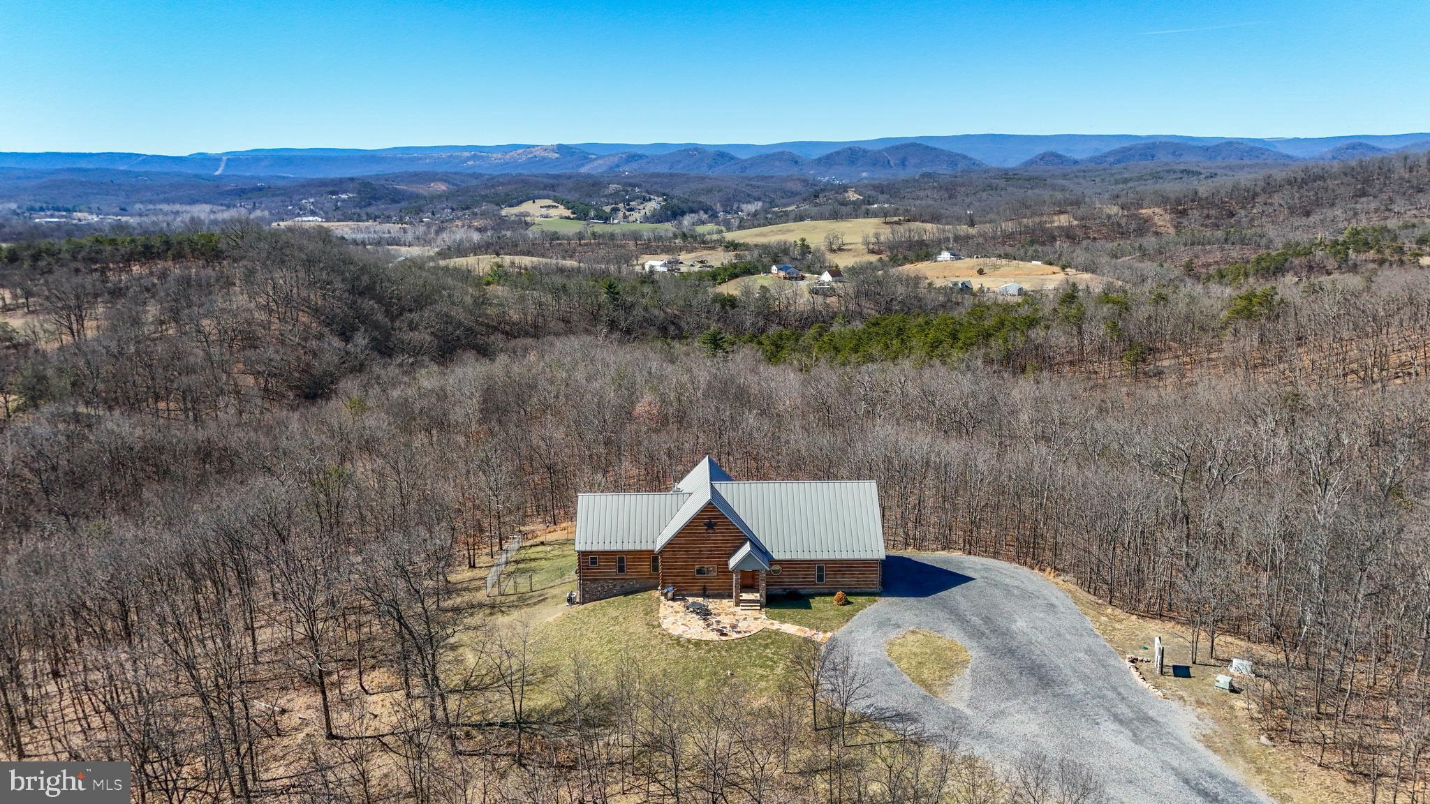 OAKPOINTE - Residential