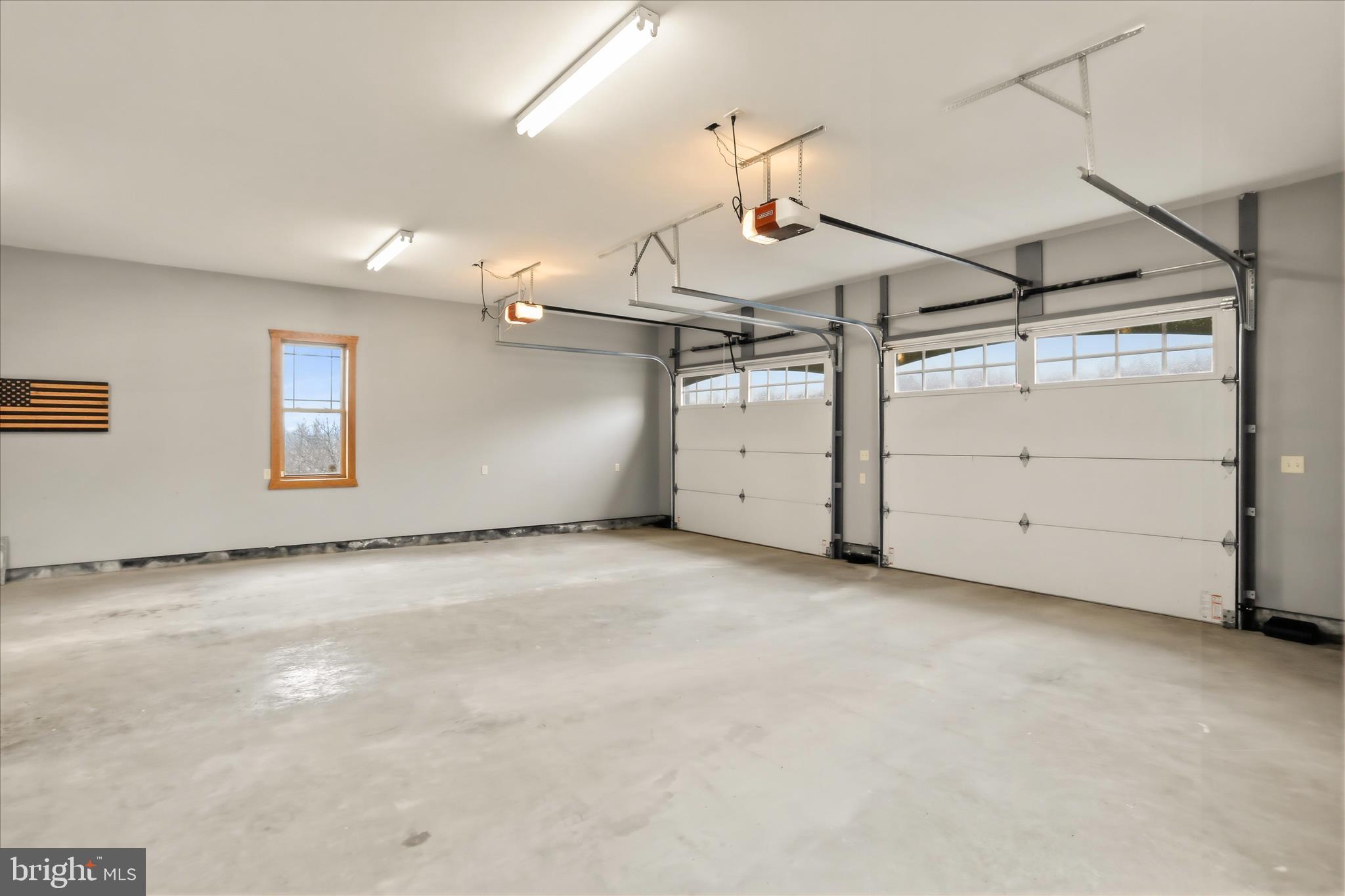 OAKPOINTE - Residential