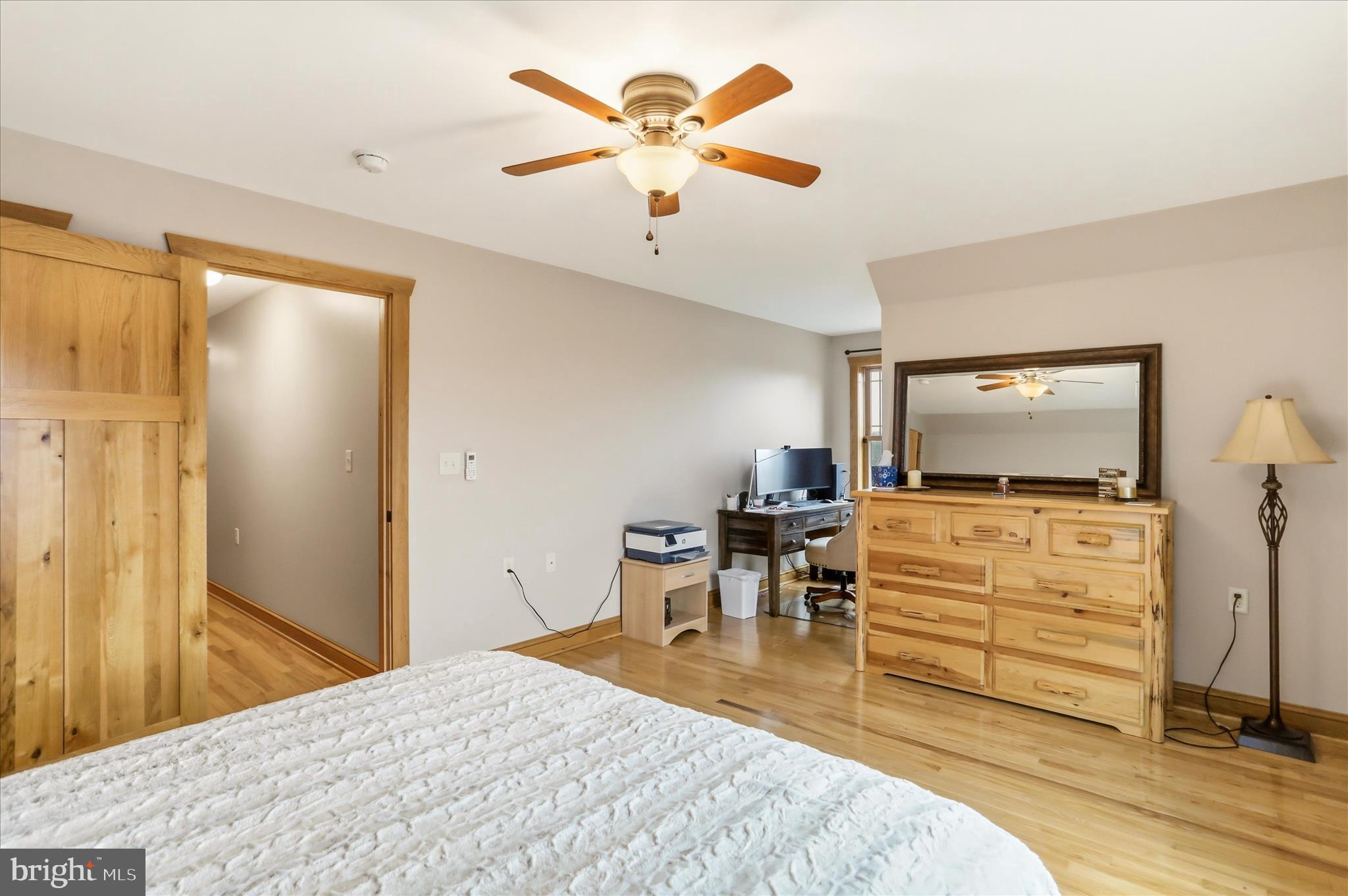 OAKPOINTE - Residential