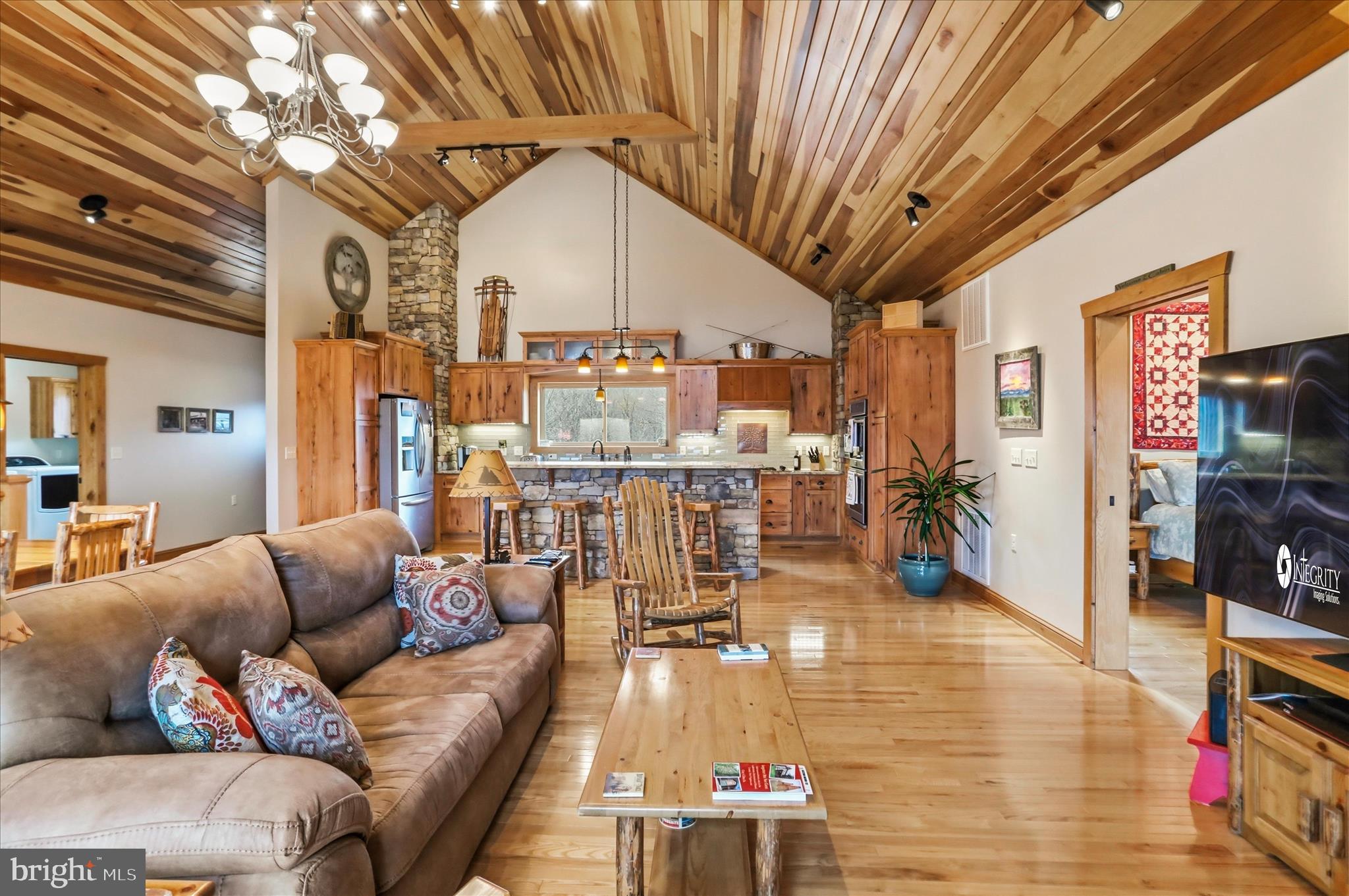 OAKPOINTE - Residential