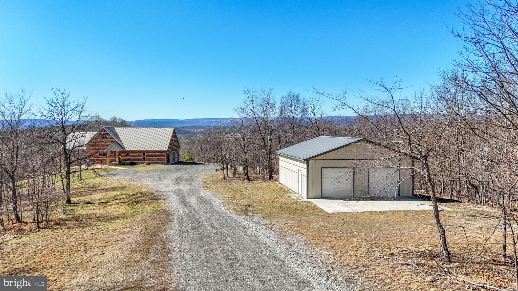 OAKPOINTE - Residential