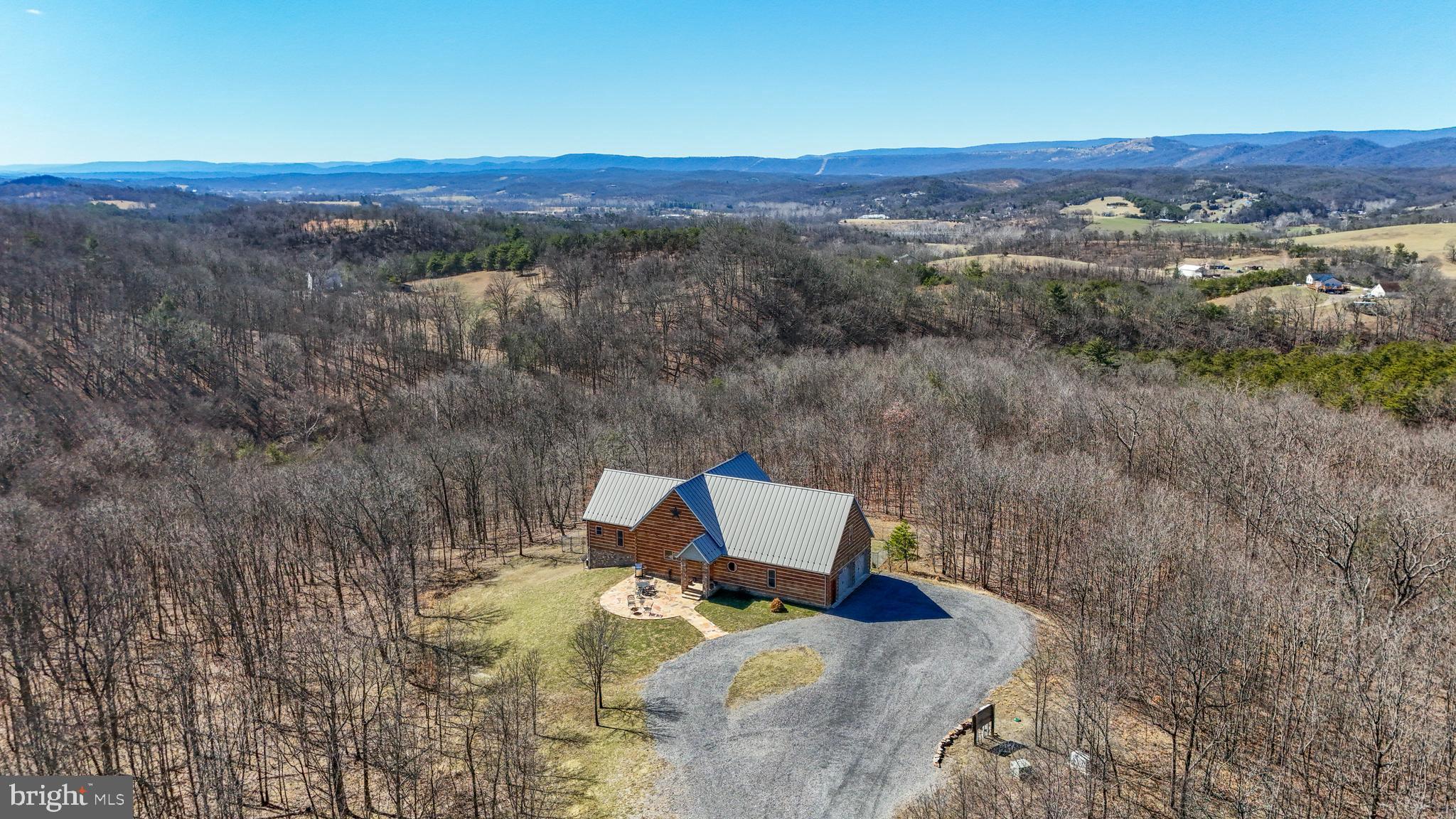 OAKPOINTE - Residential