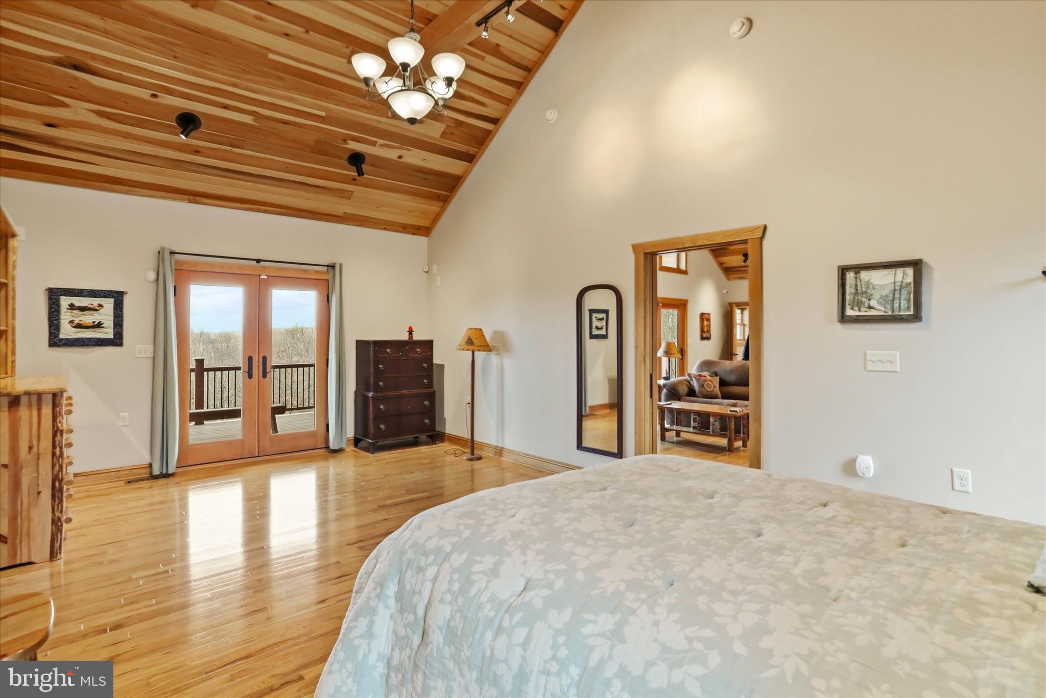 OAKPOINTE - Residential