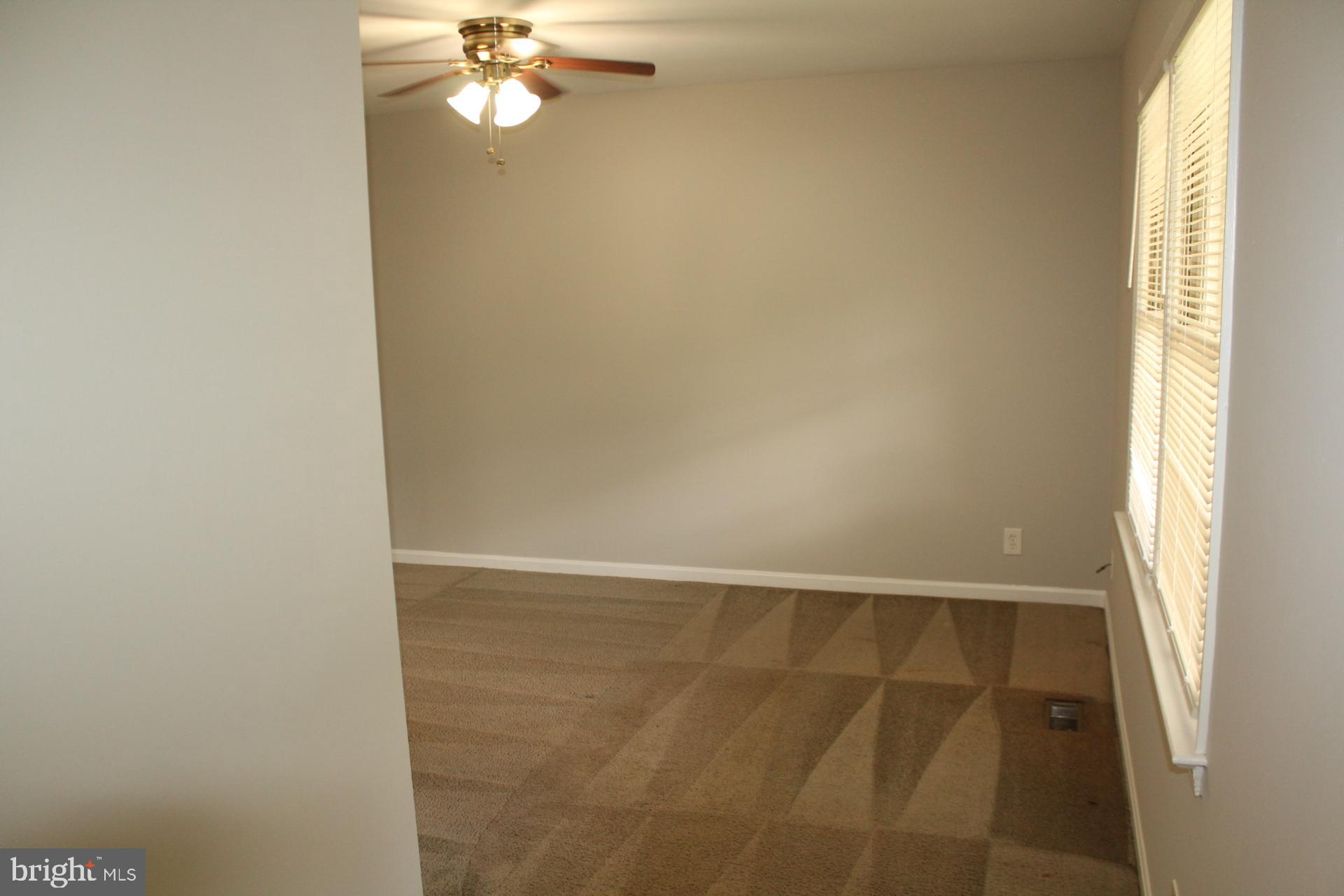 SPOTSWOOD ESTATES - Residential Lease