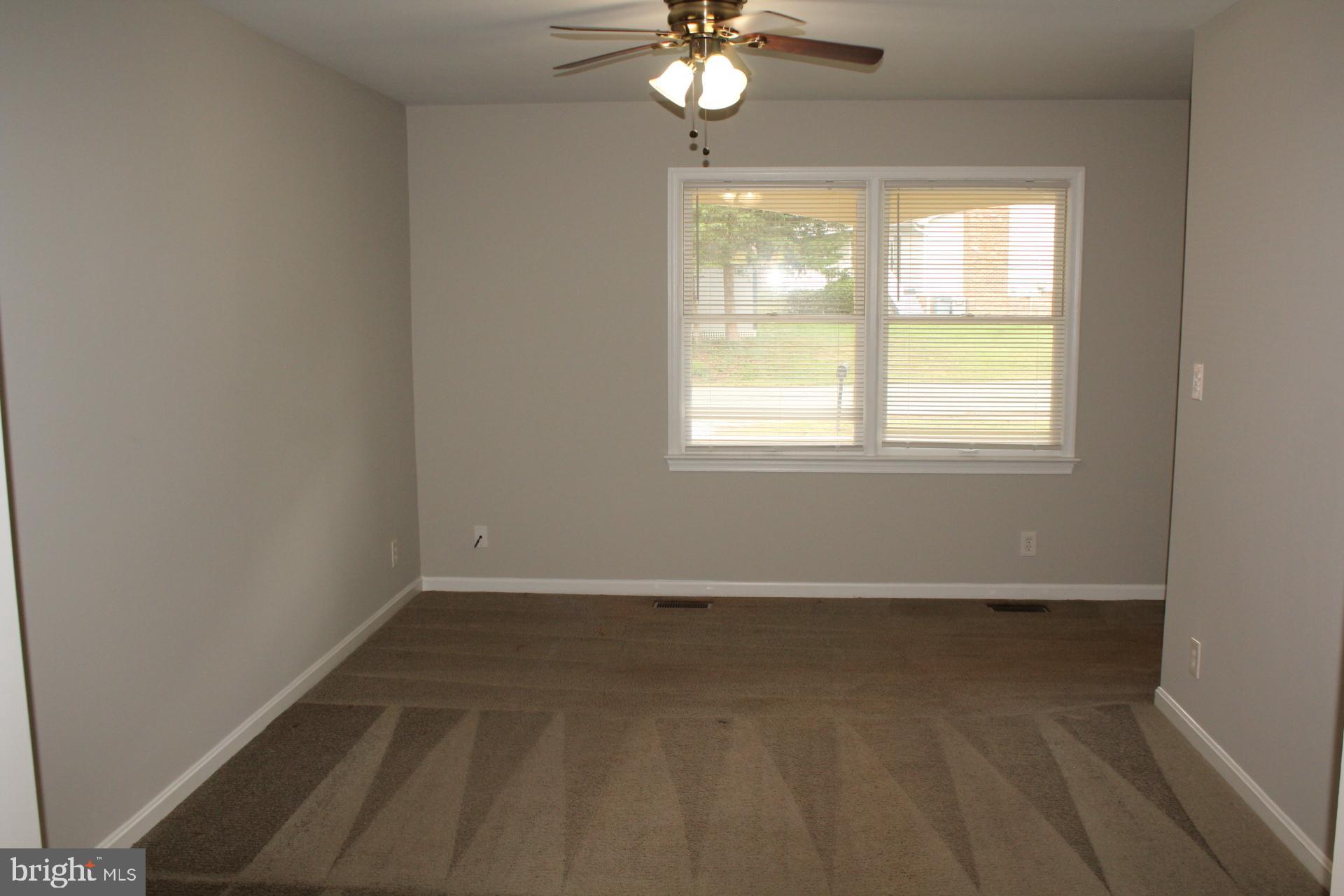 SPOTSWOOD ESTATES - Residential Lease