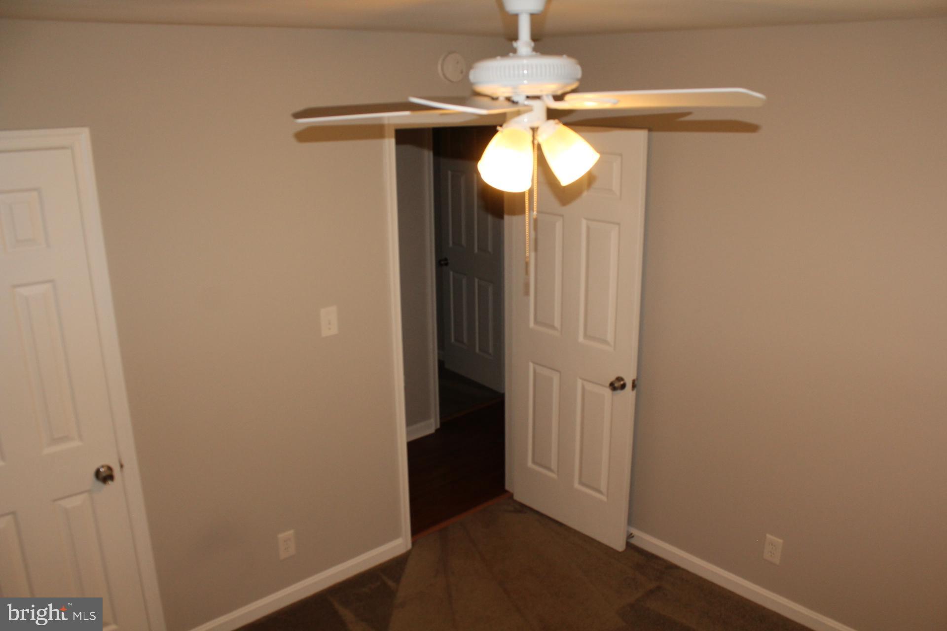 SPOTSWOOD ESTATES - Residential Lease