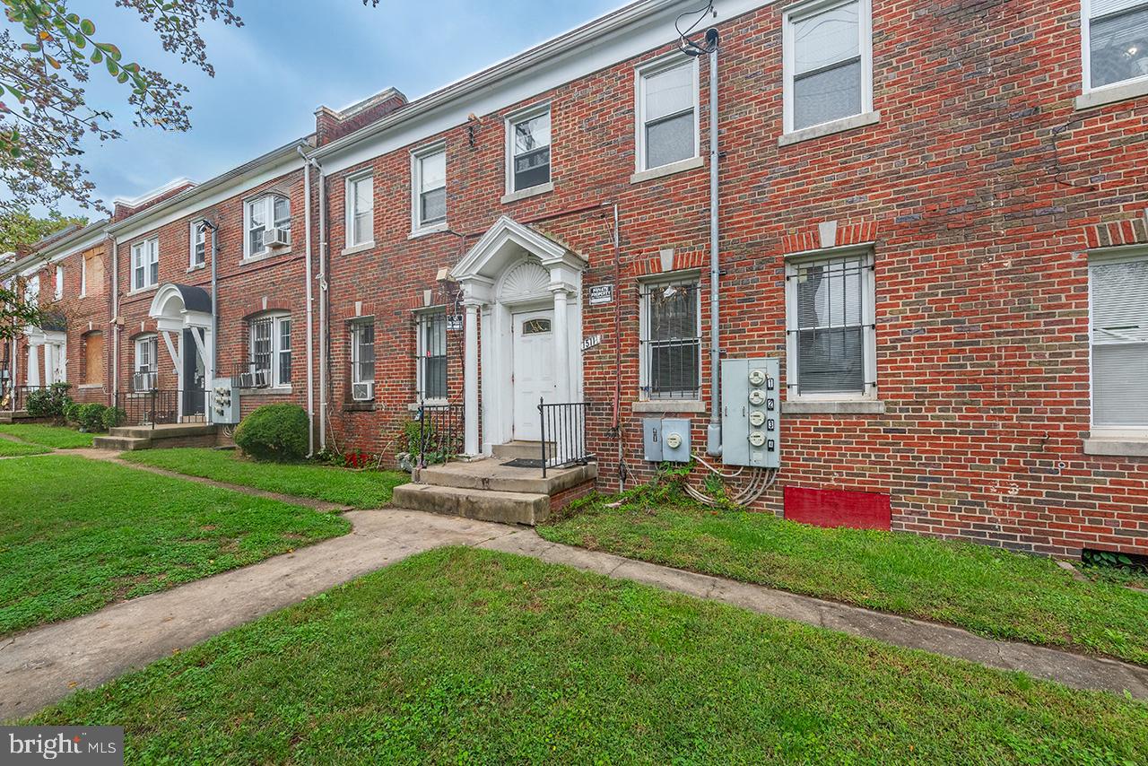 1511 17TH STREET SE