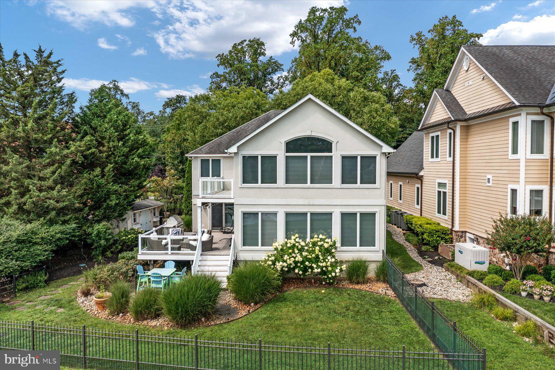 NORTH SHORE - Residential