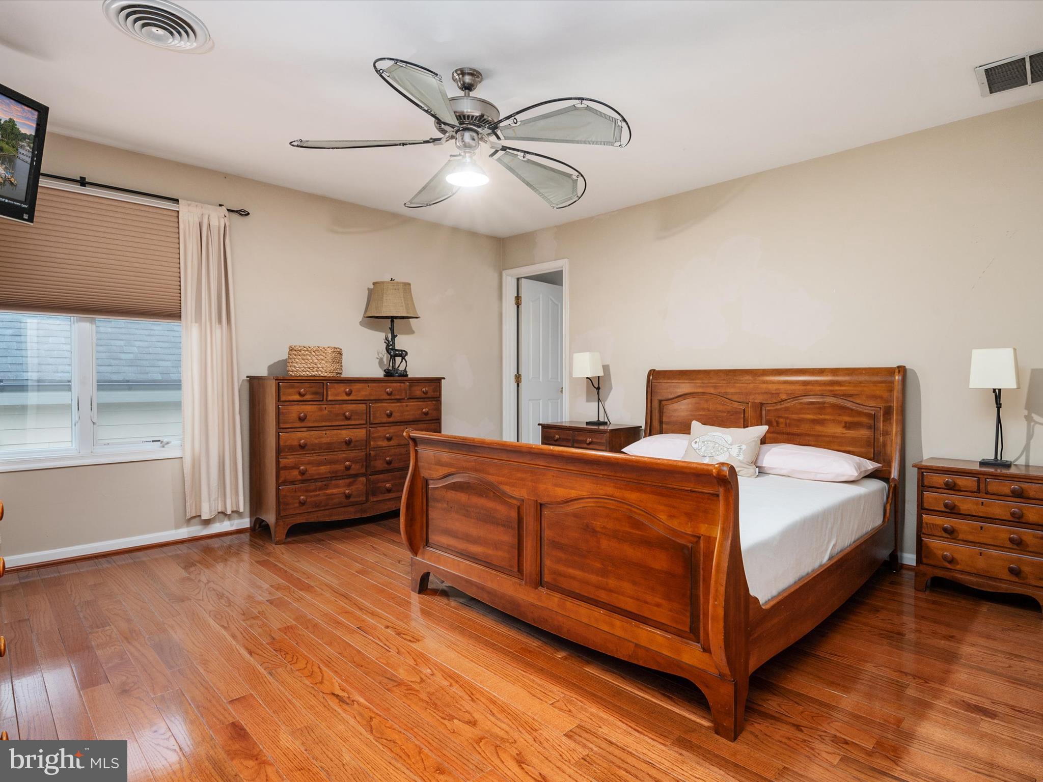 NORTH SHORE - Residential