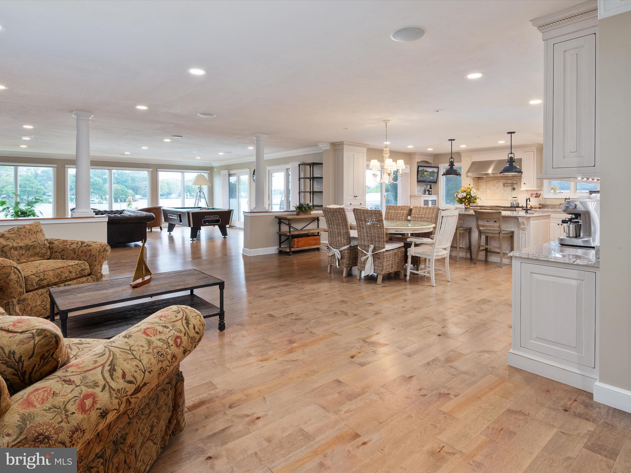 NORTH SHORE - Residential