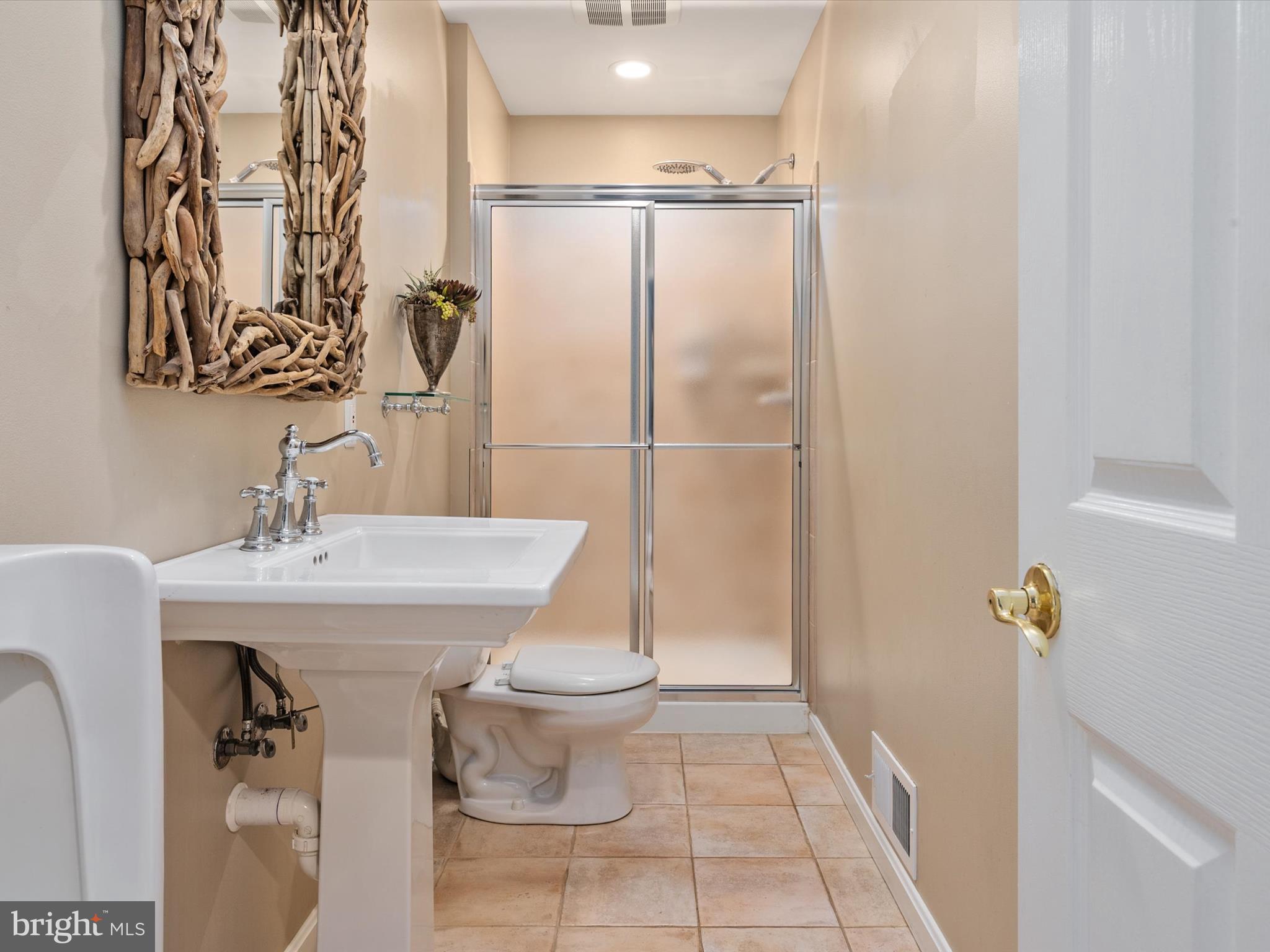 NORTH SHORE - Residential