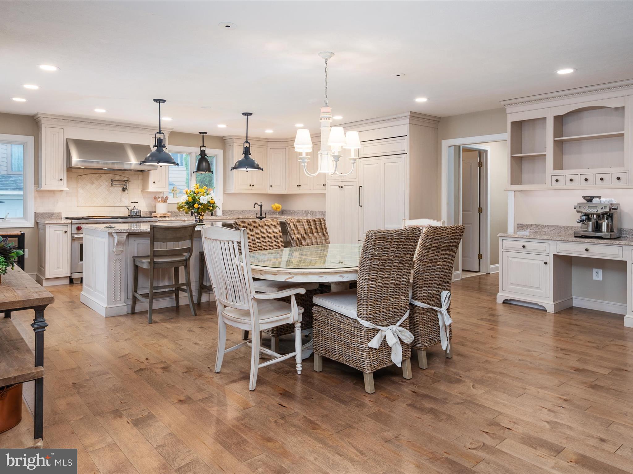 NORTH SHORE - Residential