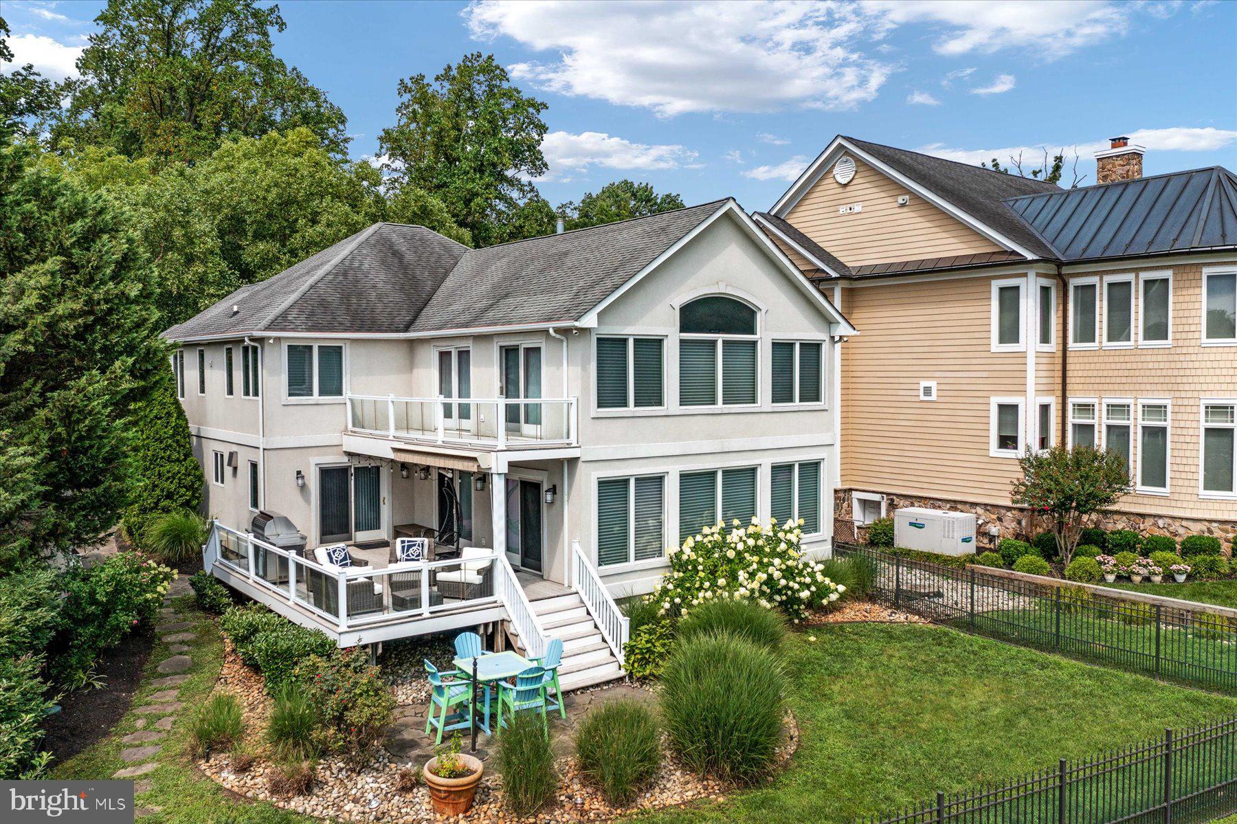 NORTH SHORE - Residential