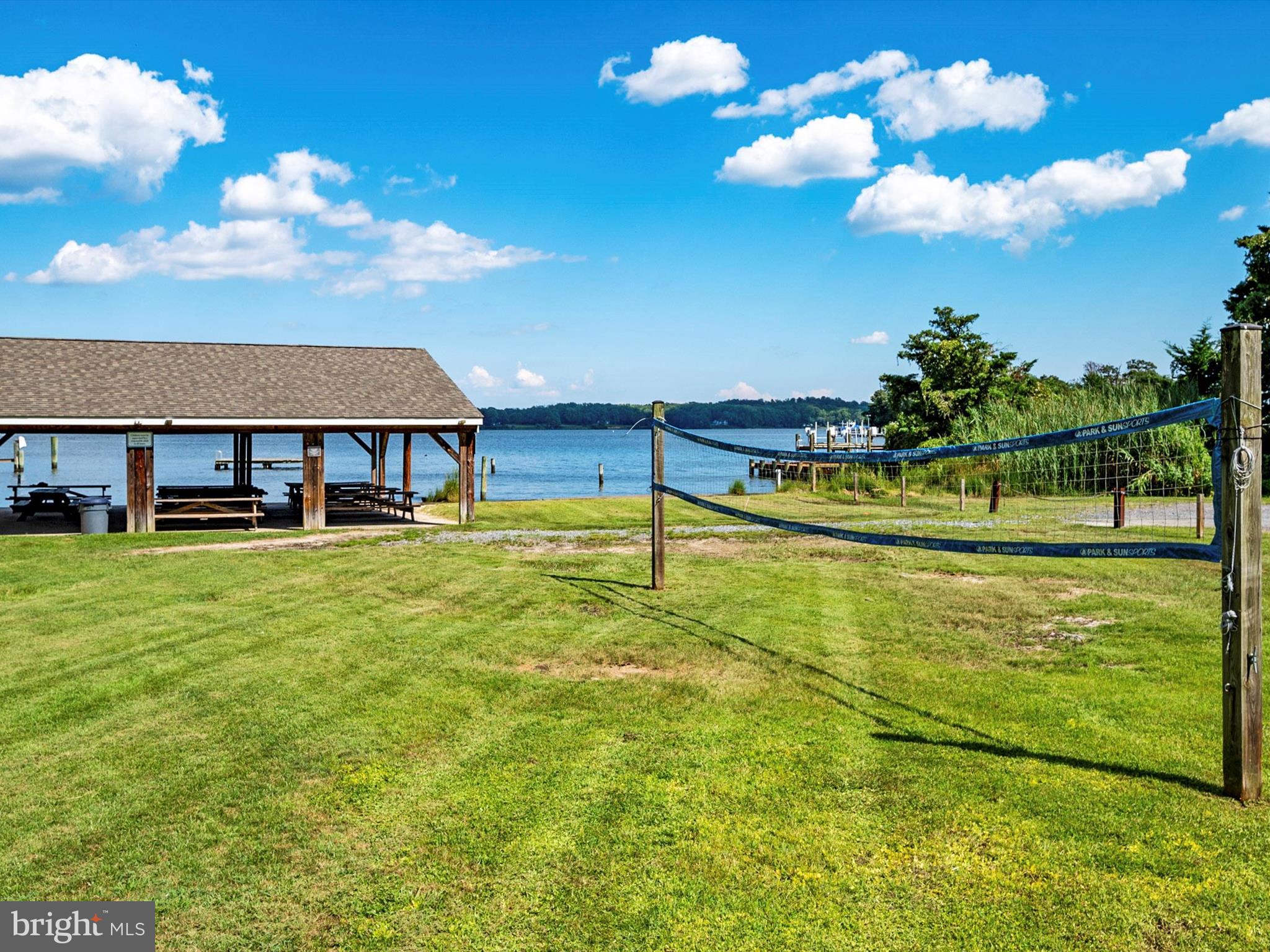 NORTH SHORE - Residential